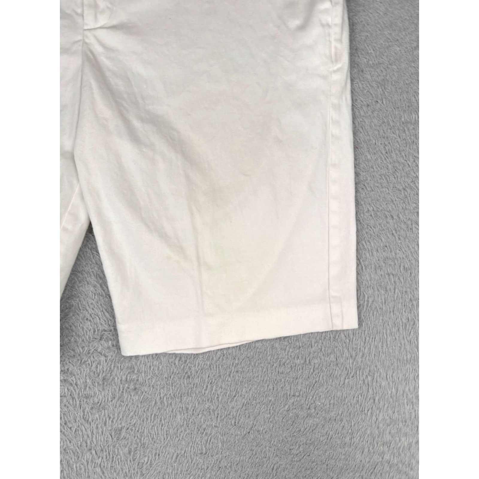 Ralph Lauren Lauren Ralph Lauren Shorts Women 12 White Chino Twill Cotton Hike 32x10 Size 34" / US 12 / IT 48 - 2 Thumbnail