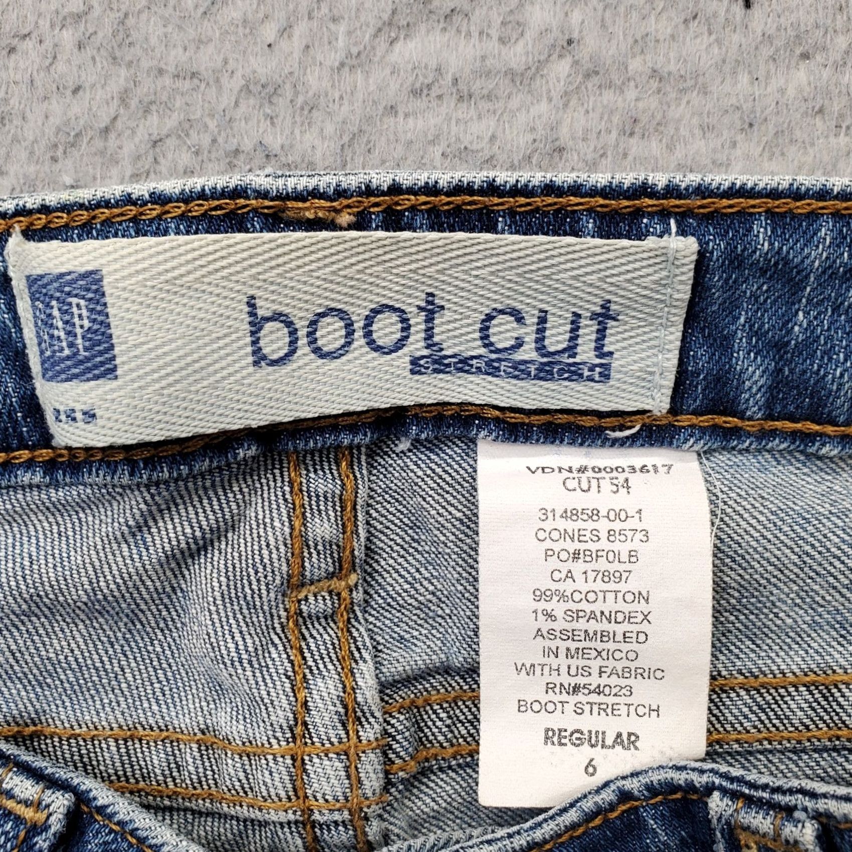 Gap Gap Bootcut Jeans Womens 6 Blue Denim Comfort Stretch Boho Faded Streetwear Jeans Women's 6 Blue Denim Stretch Comfort Bootcut Size 28" / US 6 / IT 42 - 7 Thumbnail