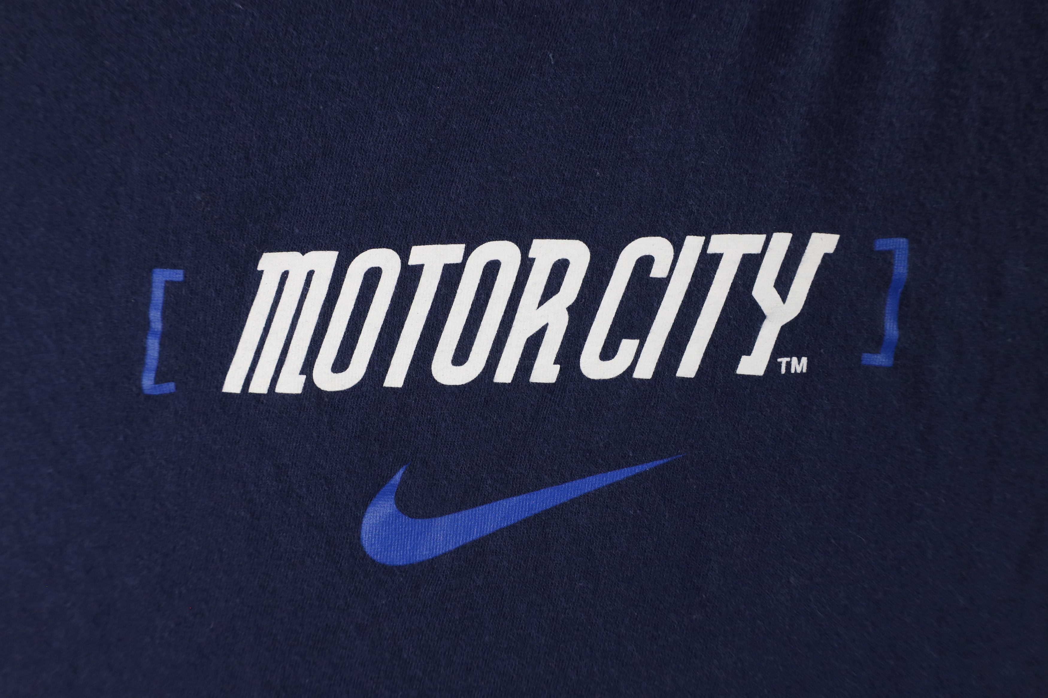 Nike × Vintage Nike Center Swoosh Motor City Detroit Tigers T-Shirt Blue Size US XXL / EU 58 / 5 - 4 Thumbnail