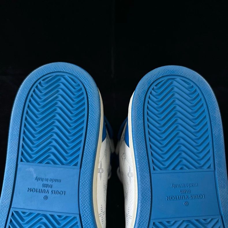 Louis Vuitton Louis Vuitton Rivoli high-tops in white and blue shoes Size US 9.5 / EU 42-43 - 9 Thumbnail