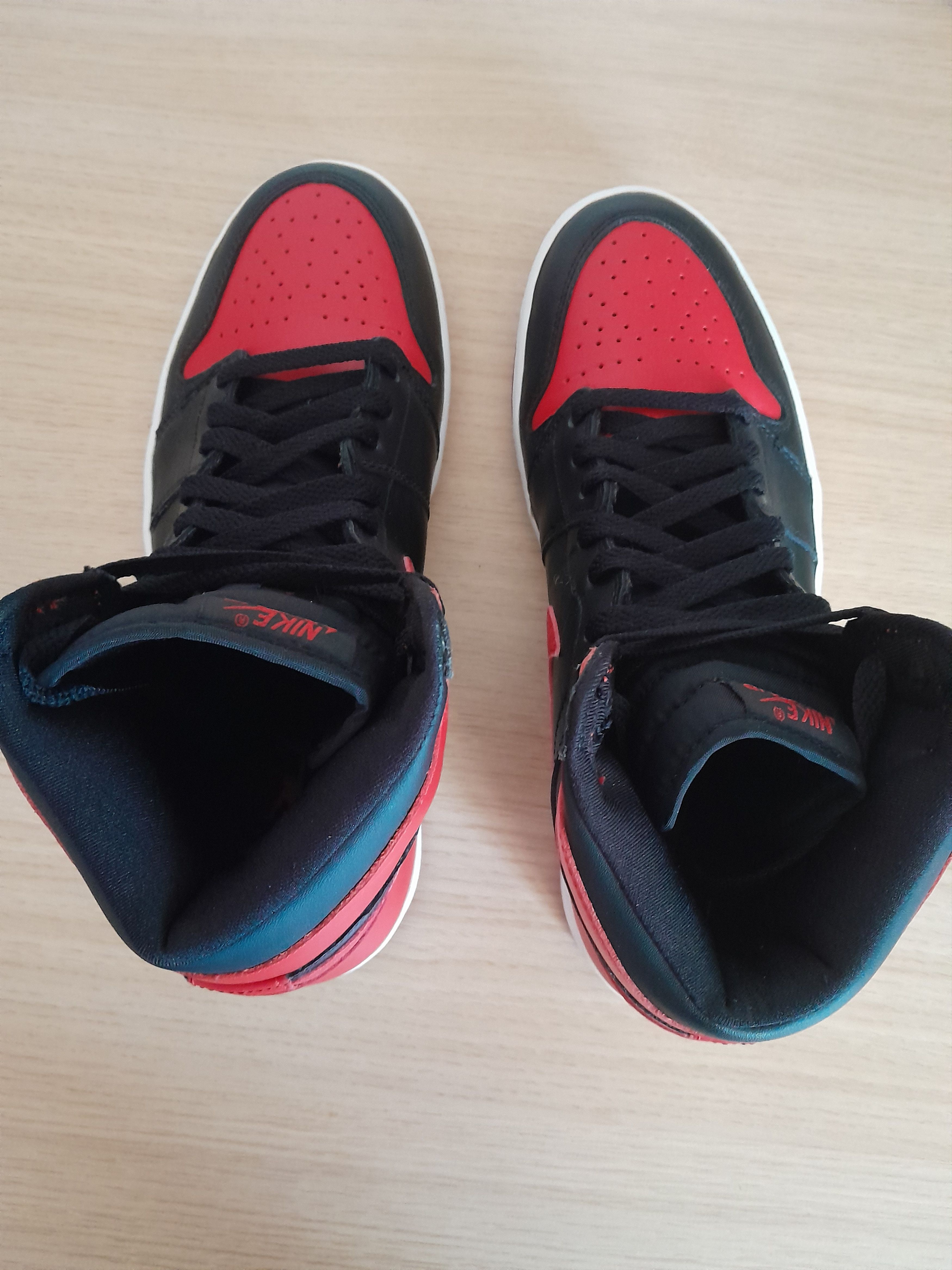 Nike Nike Jordan 1 Retro Bred 2001 Size US 8 / EU 41 - 6 Thumbnail