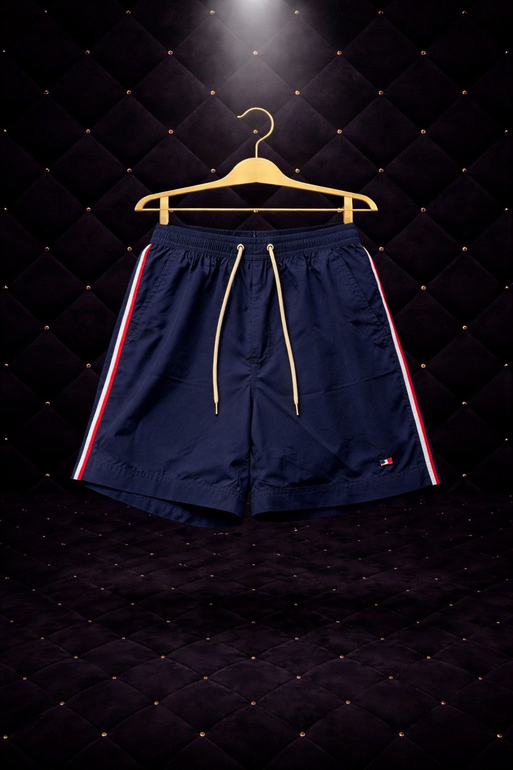 Other NAVY RED STRIPE DRAWSTRING ATHLETIC SHORTS Size US 32 / EU 48 - 1 Preview