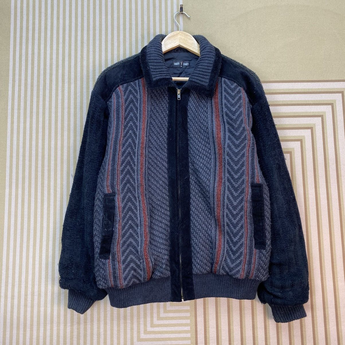 Coogi 🫶Coogi Inspired Vintage VARIy DAILY Knit Bomber Zipup Jacket Size US M / EU 48-50 / 2 - 1 Thumbnail