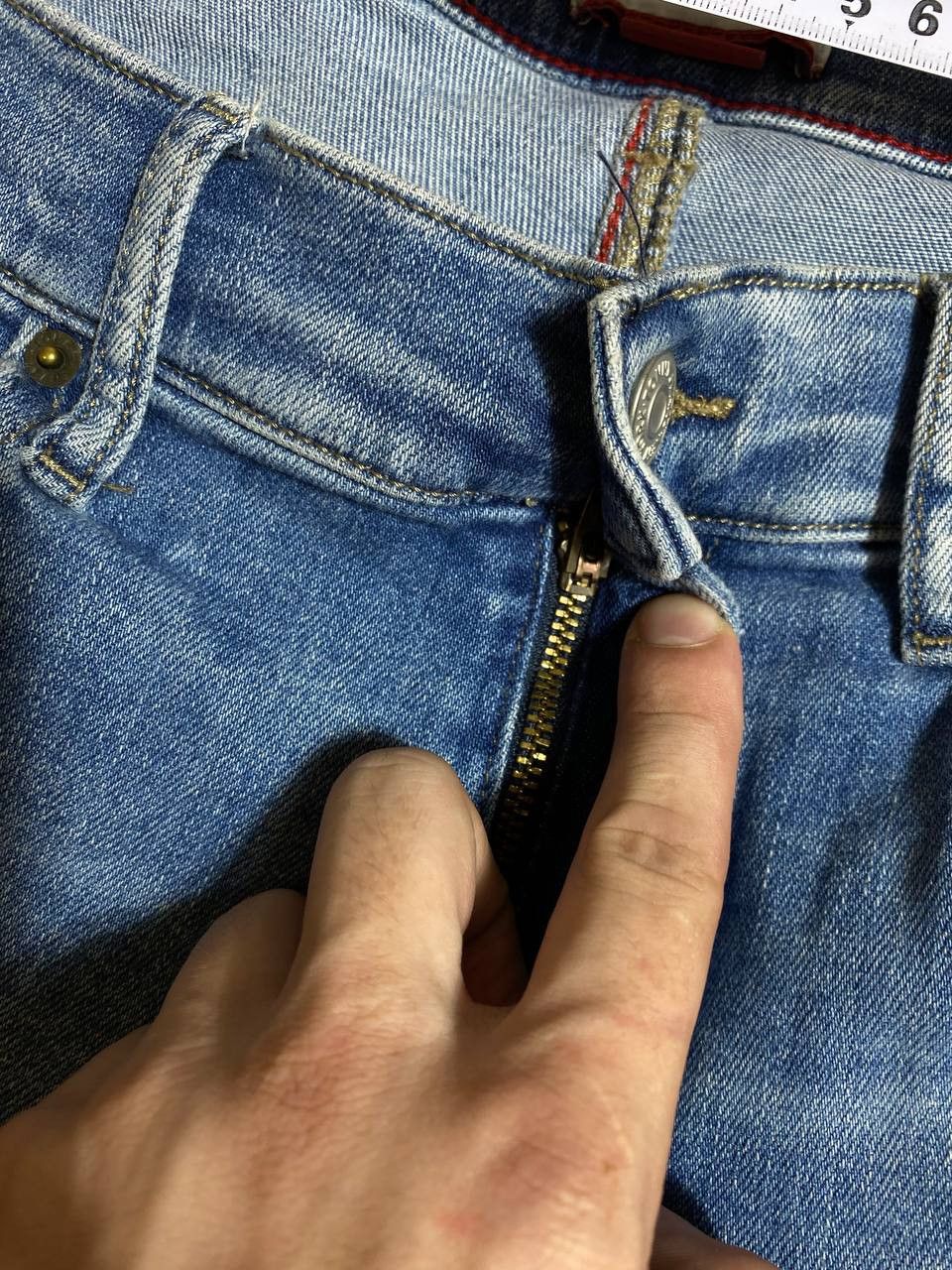 Tommy Hilfiger 2000s vintage rare baggy wide leg faded stonewash jeans Size US 33 - 10 Thumbnail