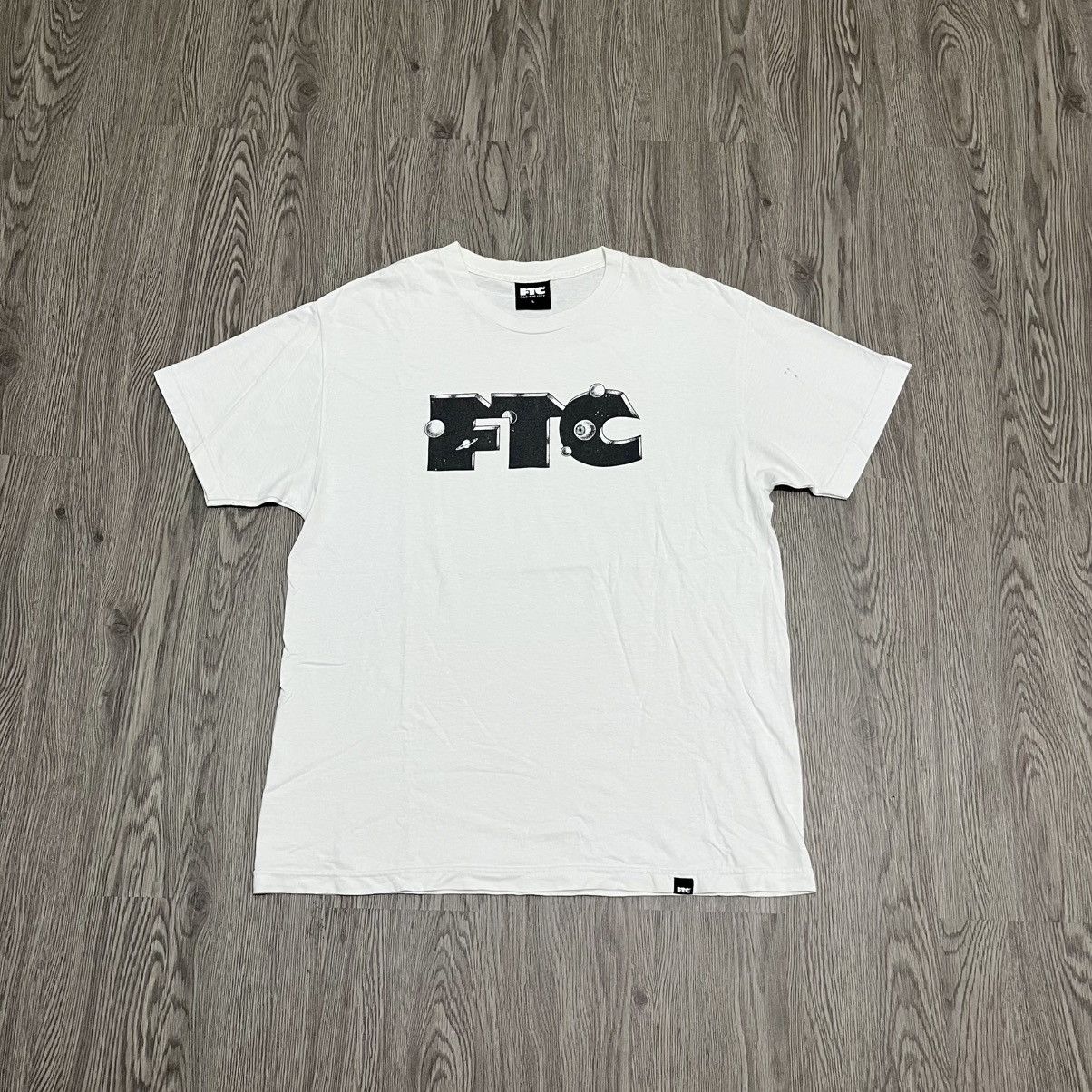 FTC For The City Galaxy Font T-shirt Size US L / EU 52-54 / 3 - 1 Thumbnail