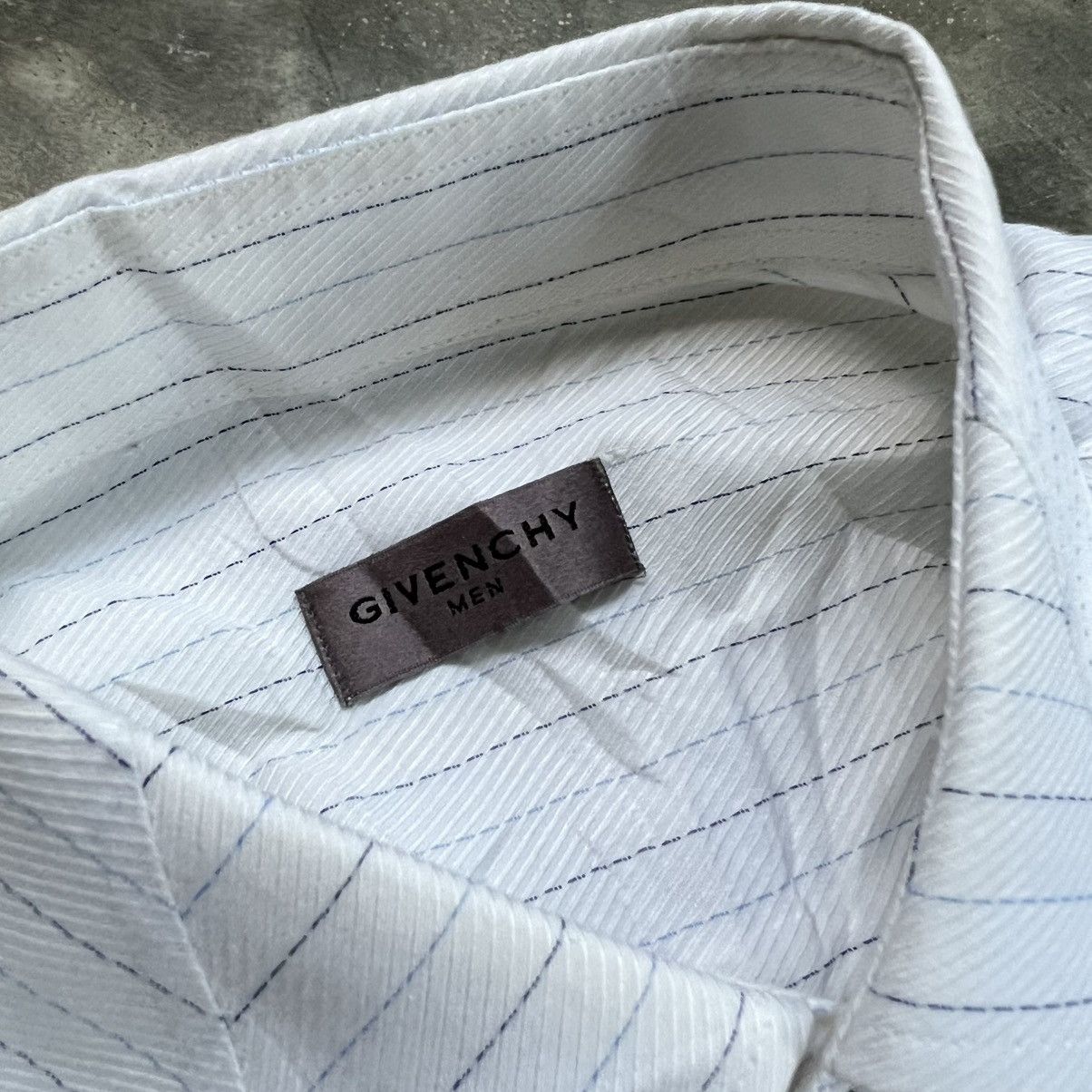 Givenchy Vintage 90s Givenchy Vertical Stripe Longsleeve Shirt Size US L / EU 52-54 / 3 - 6 Thumbnail