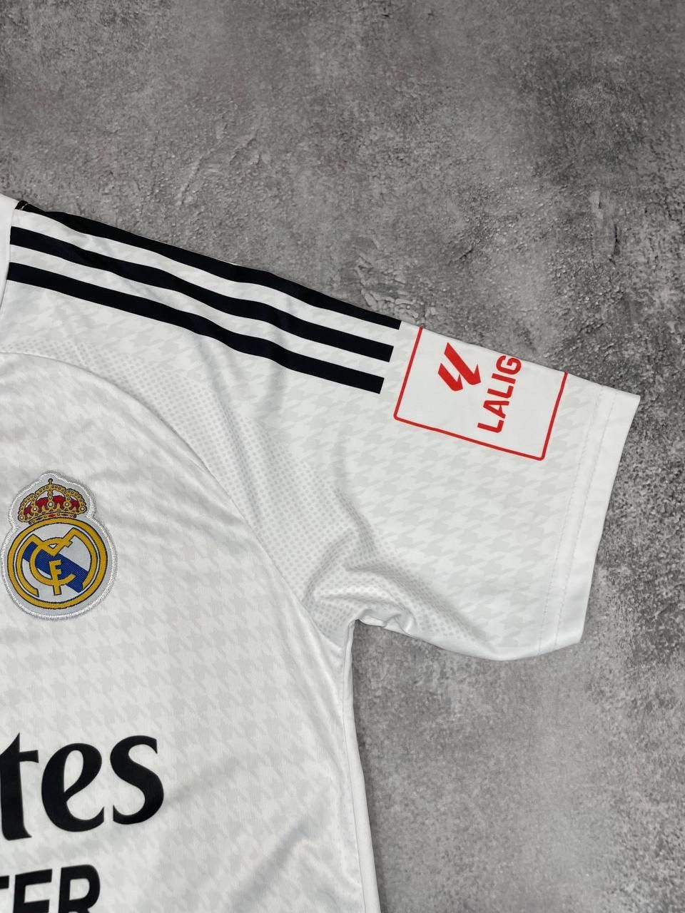Adidas Mbappe Adidas Real Madrid Men Home Football Shirt Jersey Size US M / EU 48-50 / 2 - 3 Thumbnail
