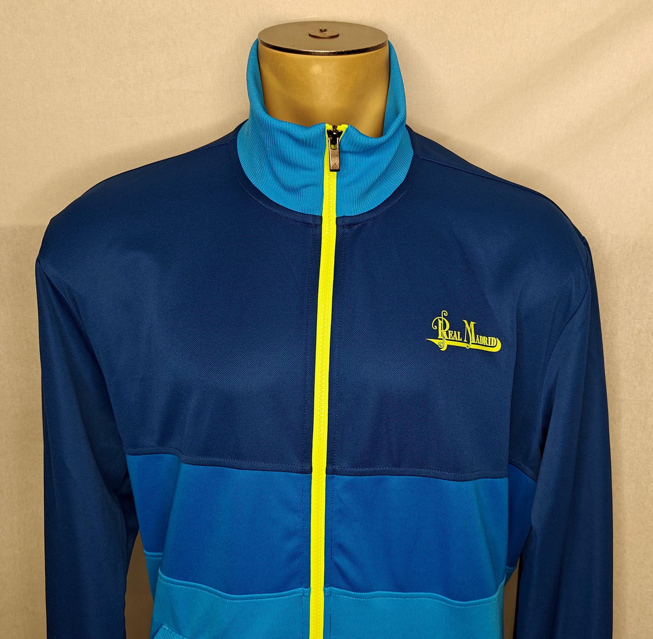 Adidas 2012 Adidas Real Madrid soccer football track jacket Size US XXL / EU 58 / 5 - 4 Thumbnail