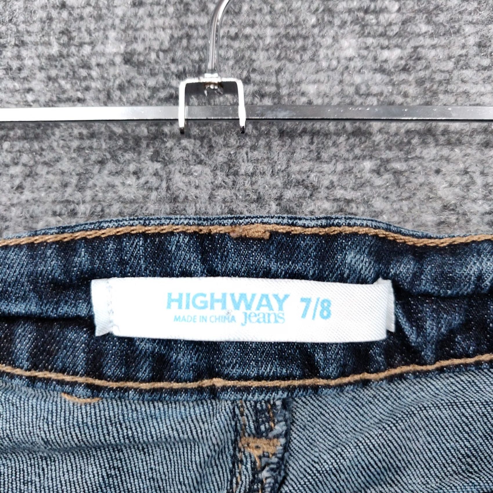 Denime Highway Shorts Womens 7/8 Blue Hot Pants Mid Rise Cuffed Stone Wash Denim Size 27" / US 4 / IT 40 - 3 Thumbnail