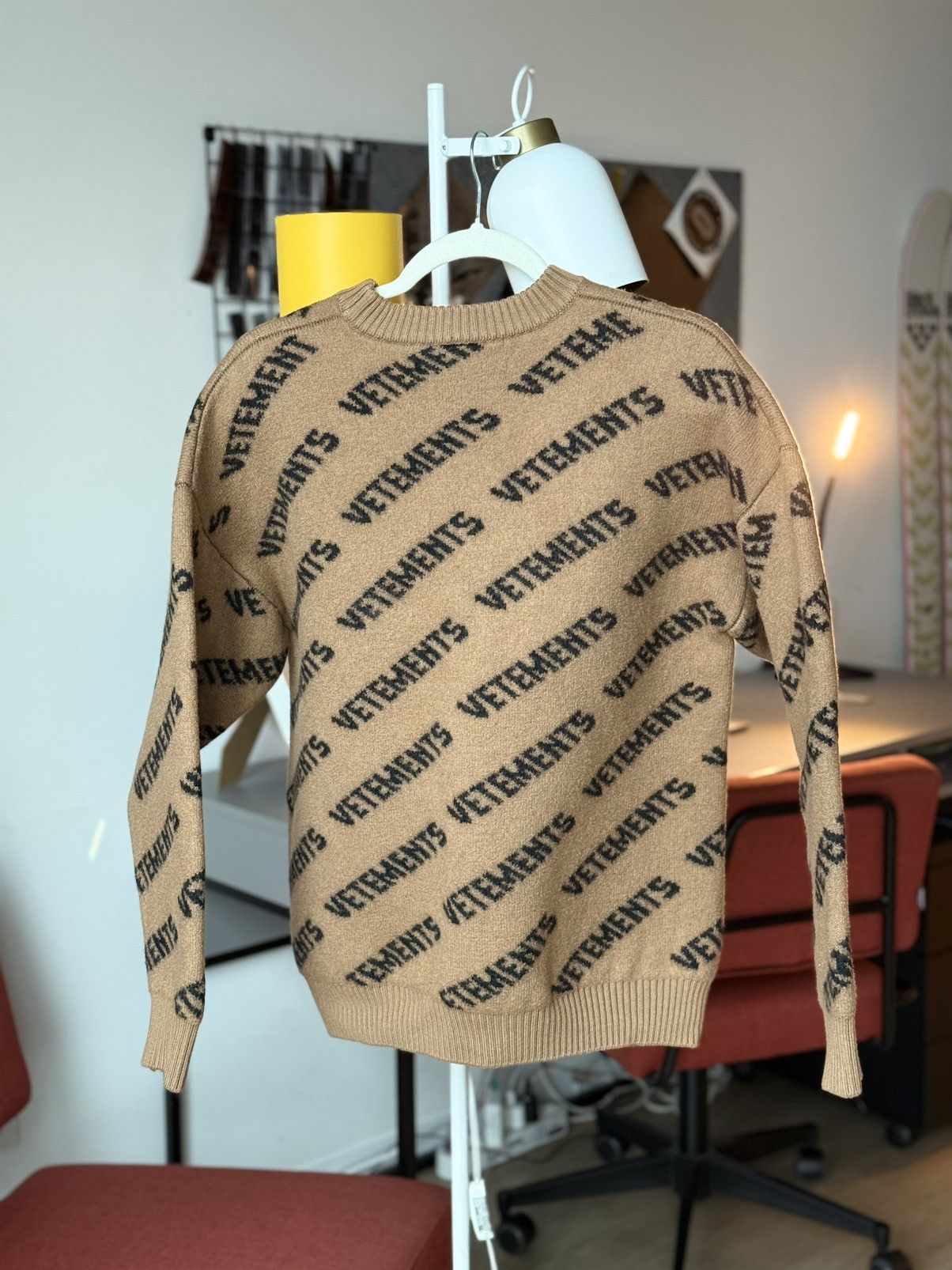 Vetements Vetements All-Over Logo Embroidered Knit Sweater Size US XS / EU 42 / 0 - 2 Thumbnail