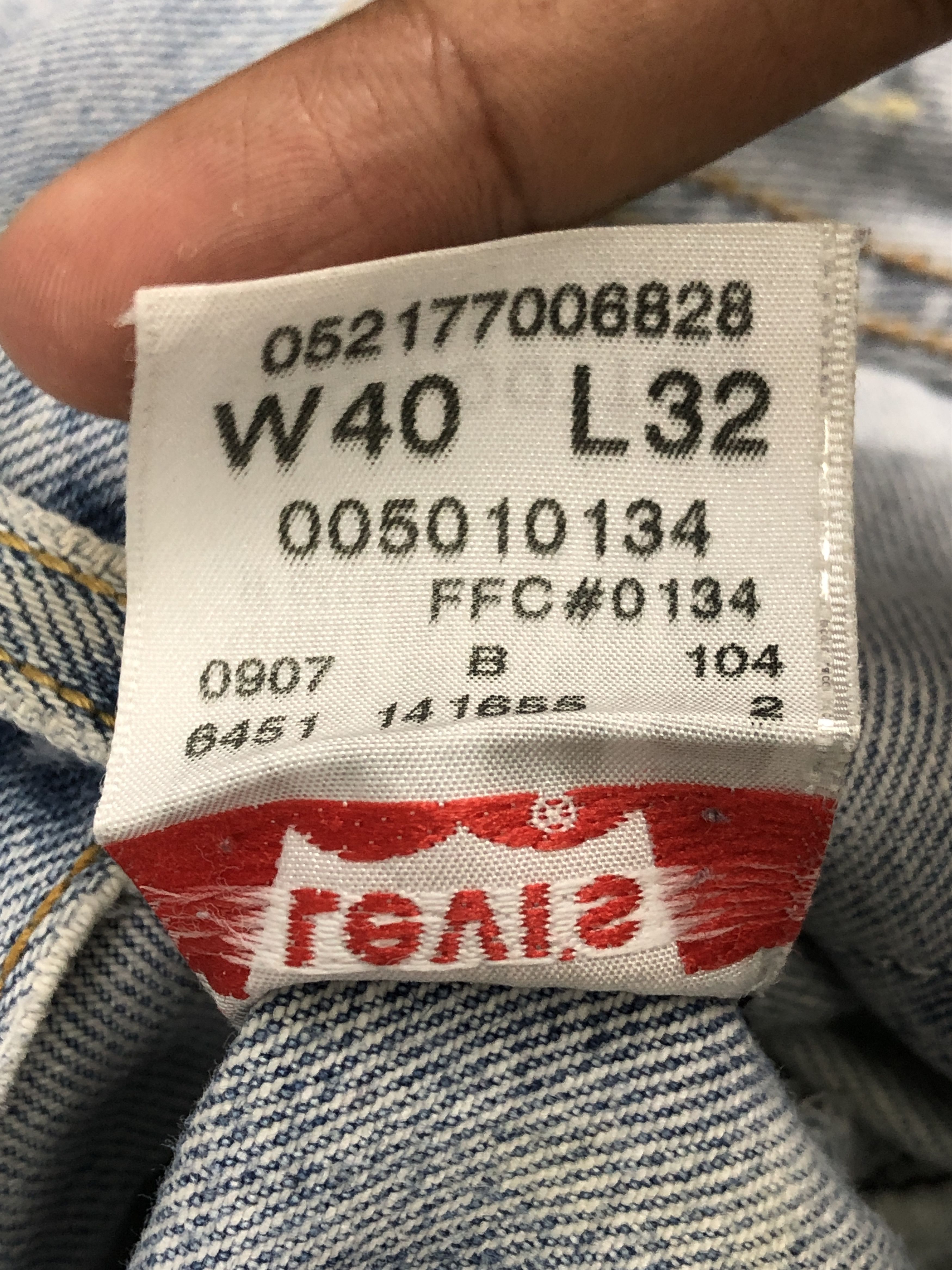 Levi's Vintage Levis 501 Light Washed Jeans DP2262 Size US 40 / EU 56 - 8 Thumbnail