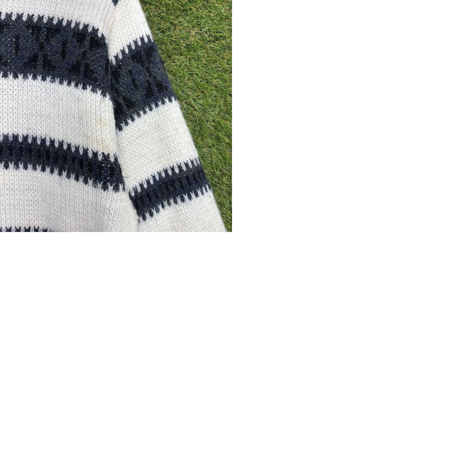 Vintage VINTAGE Kandahar Deluxe Sweater Mens S 1960s Blue Zip Up Striped Acrylic Fuzzy Limited Vintage Knit Depicting Art Deco Showpiece? Size US S / EU 44-46 / 1 - 9 Thumbnail