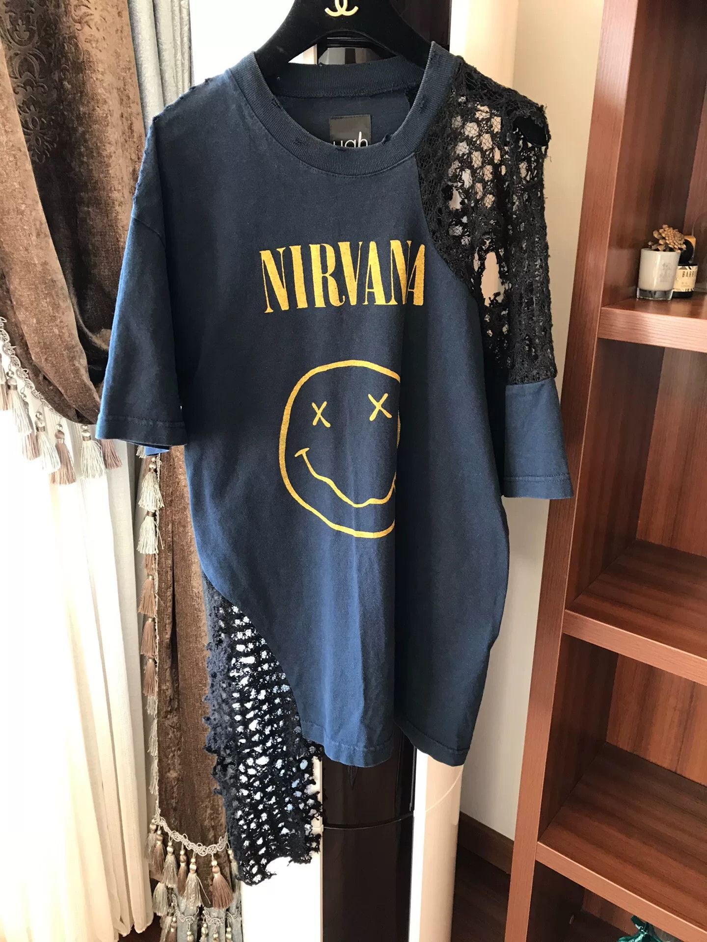 Other Authentic Nirvana Graphic T-shirt Size M / US 6-8 / IT 42-44 - 1 Thumbnail