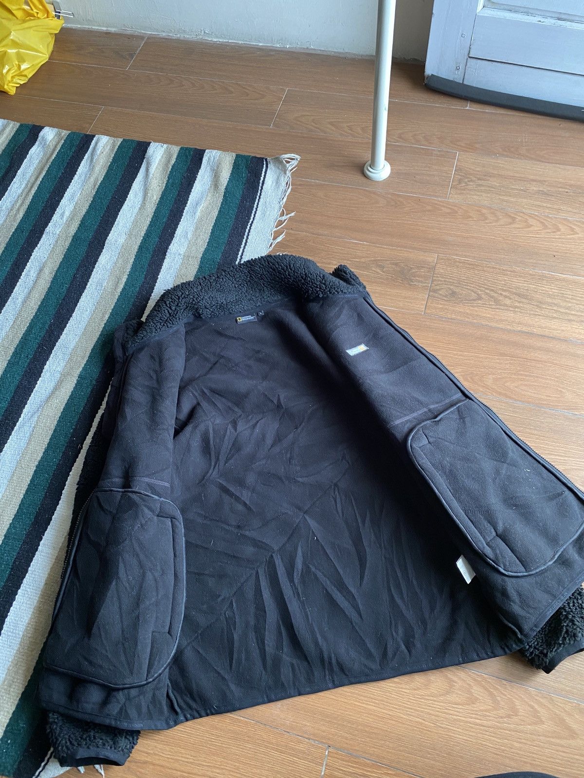 Japanese Brand National Geographic Black Fleece Jacket Full Zip Size L Size US L / EU 52-54 / 3 - 3 Thumbnail
