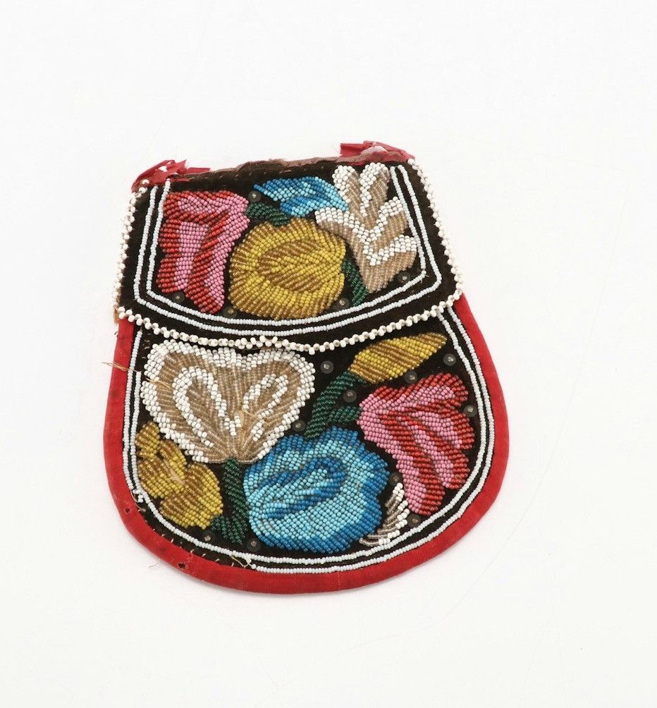 Other 👜 Antique Floral Beaded Purse – Whiting & Davis, c.1910 Size ONE SIZE - 1 Thumbnail