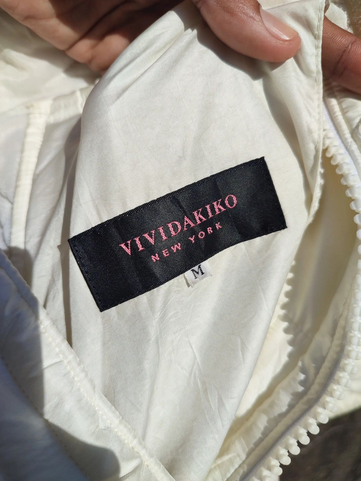 Designer × Japanese Brand Vividakiko Quilted Hooded Coat – Ivory (M) Size US M / EU 48-50 / 2 - 9 Thumbnail