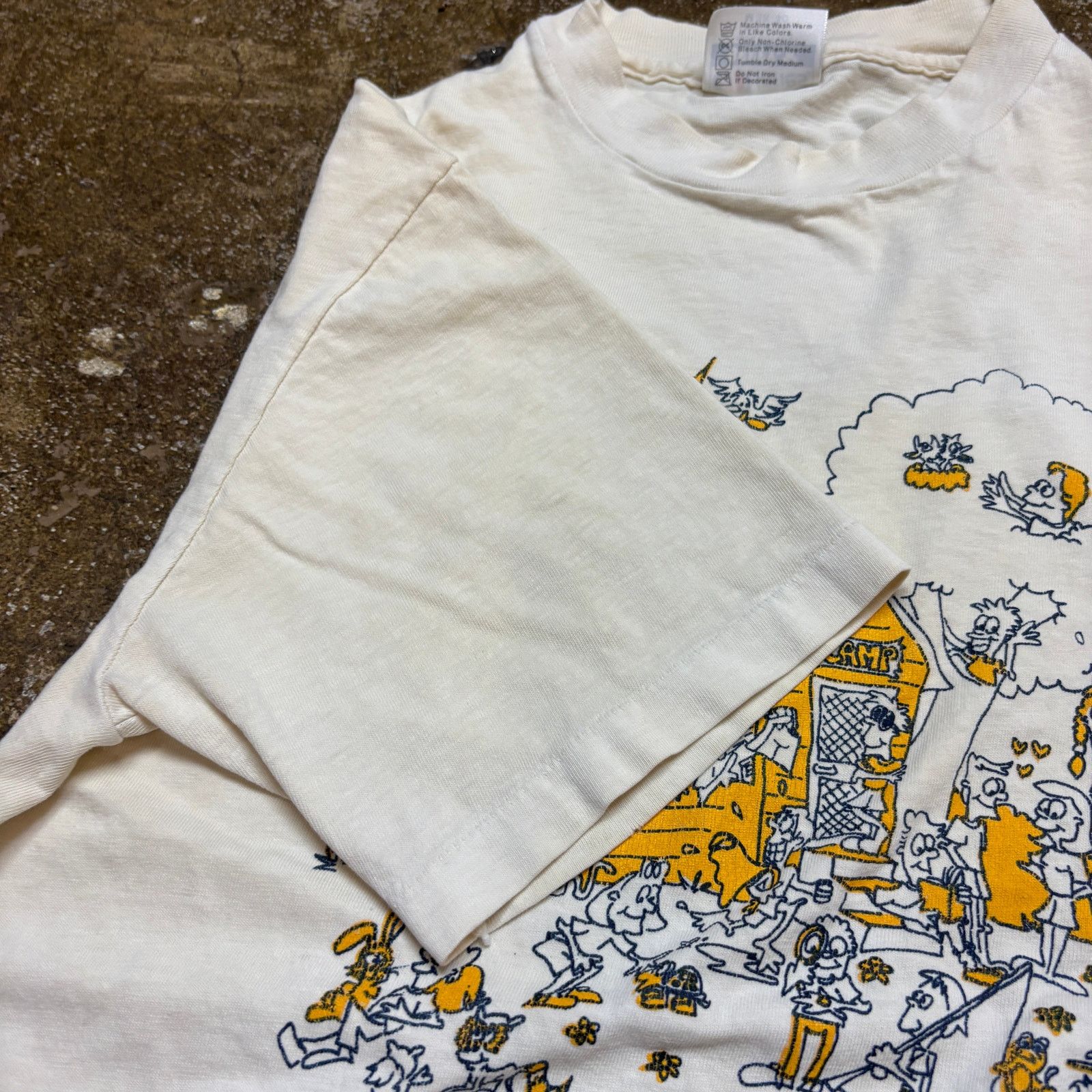 Hanes × Vintage Vintage 1989 North Muskegon Camp Art Cartoon T Shirt Men's M Size US M / EU 48-50 / 2 - 9 Thumbnail