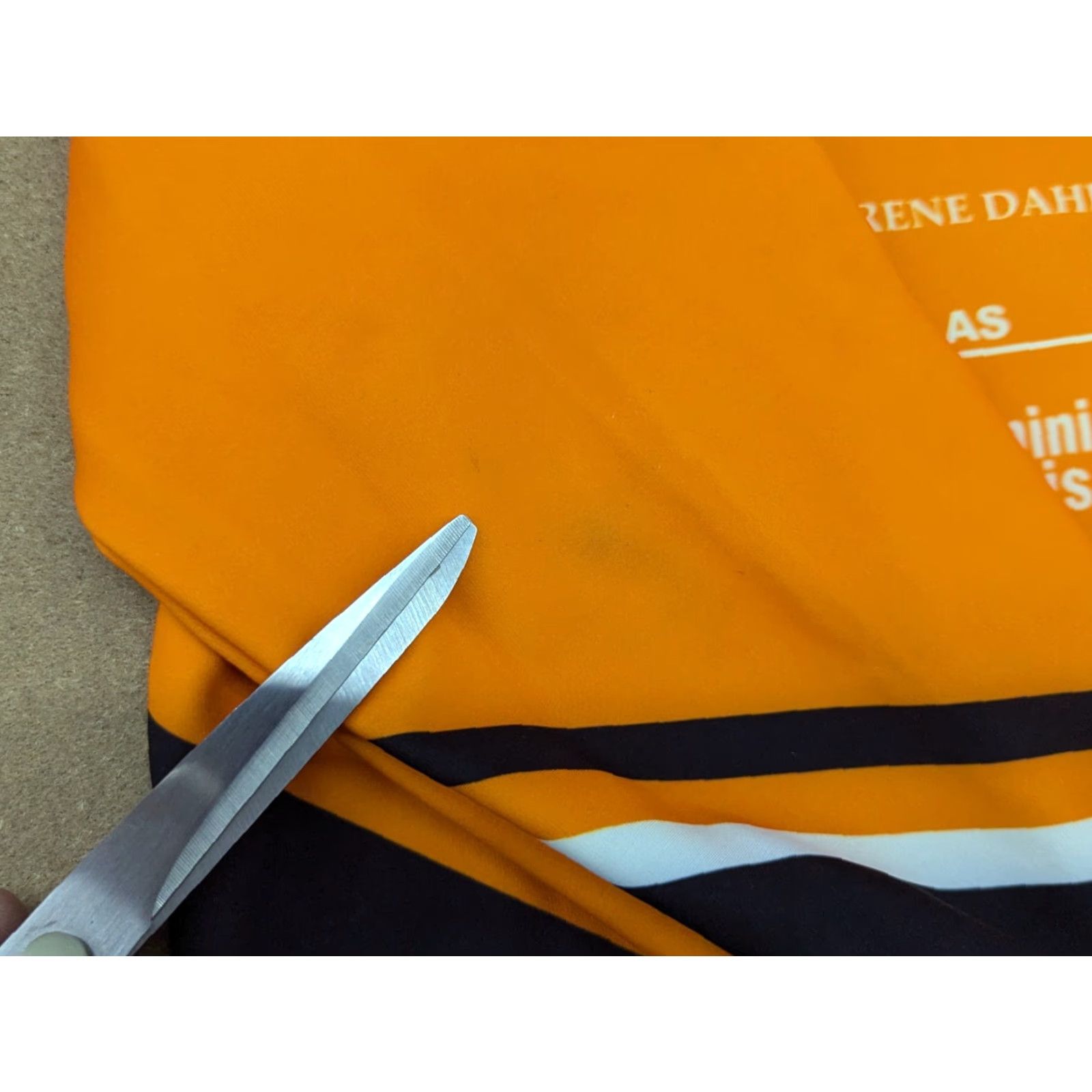 Vintage Bjorn Daehlie Womens Ski Jacket Sz L Hooded Orange Black Cross Country Full Zip Jacket Size L / US 10 / IT 46 - 3 Thumbnail