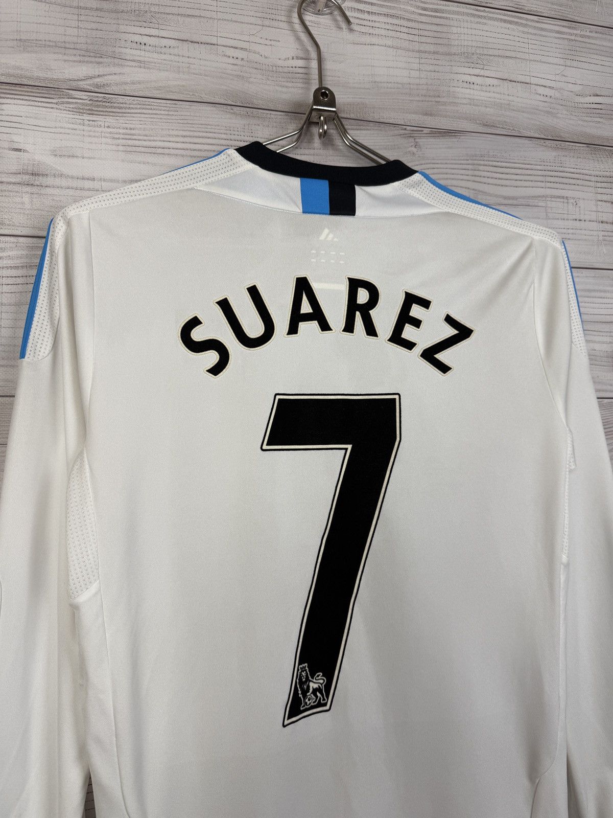 Adidas Adidas Liverpool F.C Suarez away jersey Longsleeve 2010/2011 Size US S / EU 44-46 / 1 - 7 Thumbnail