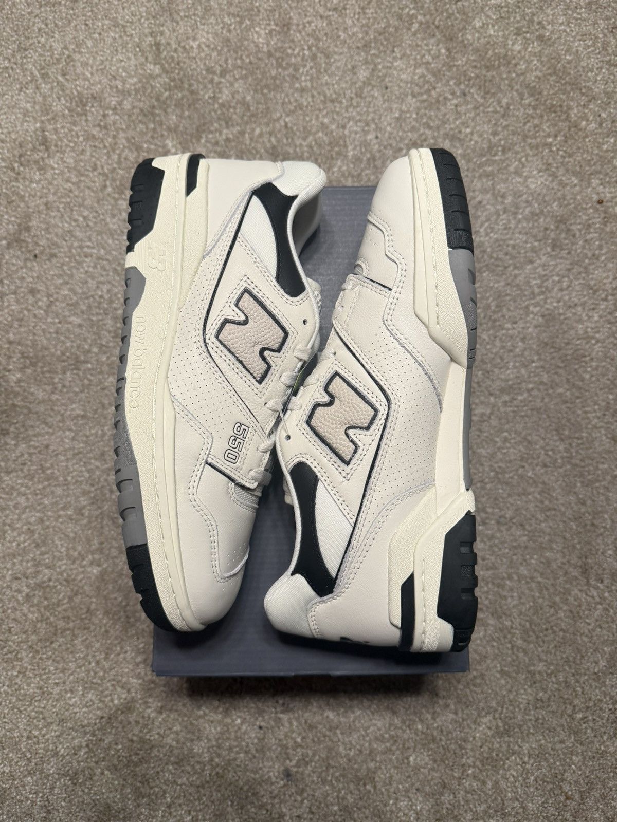New Balance New Balance 550 “Cream Black” Size US 10 / EU 43 - 3 Thumbnail