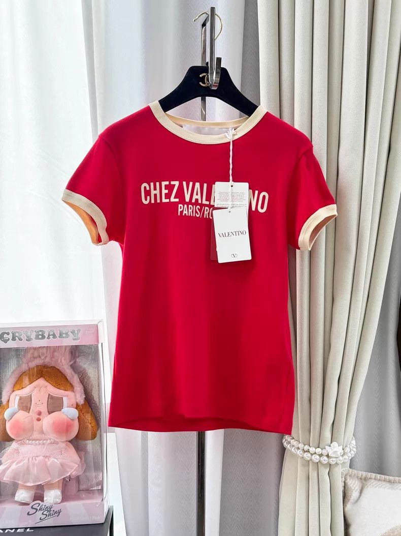 Valentino Valentino Red M size beige contrasting crew neck flocked l Size M / US 6-8 / IT 42-44 - 1 Thumbnail