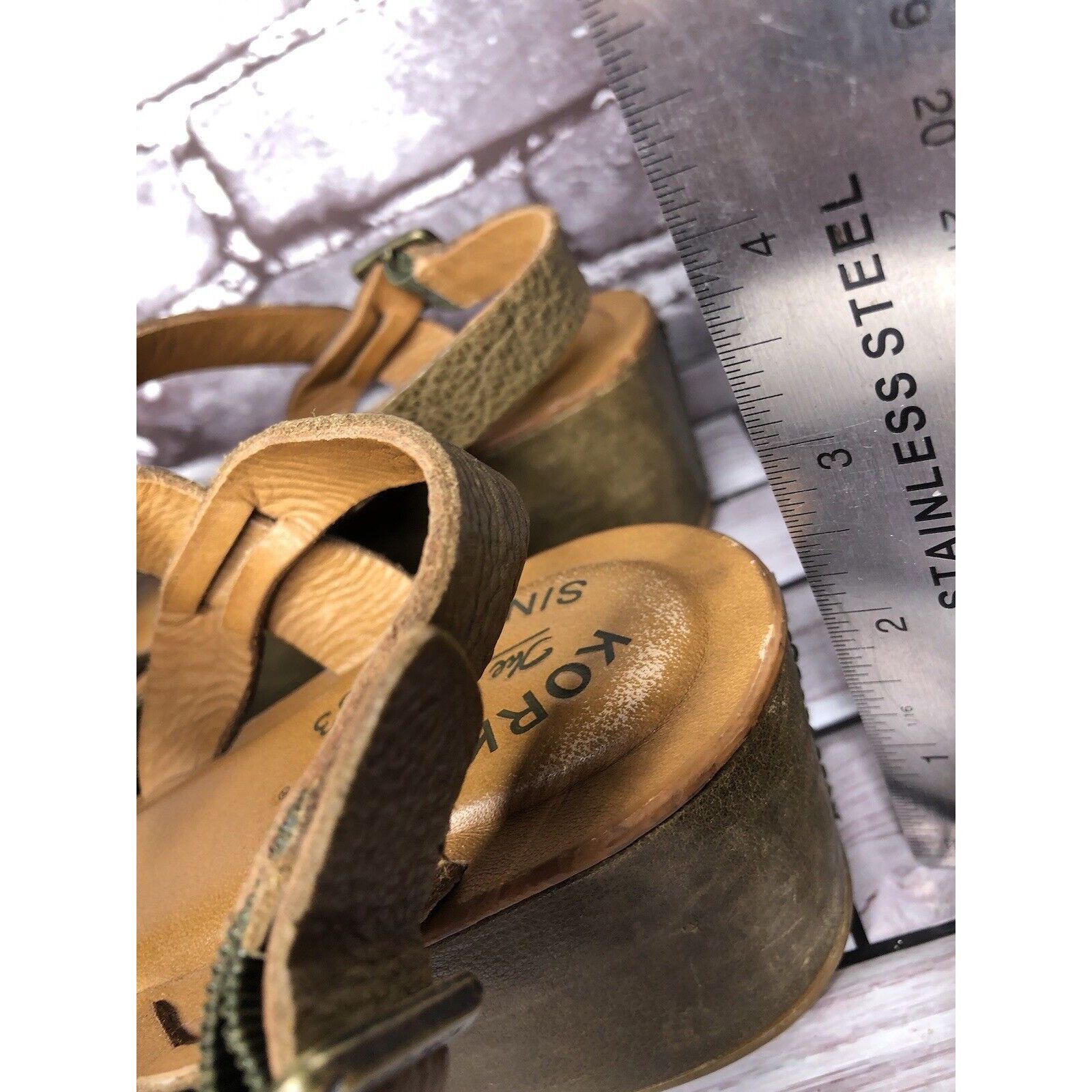 Other Kork-Ease Olive Green Leather Platform Wedge Ankle Strap San Size US 6 / IT 36 - 14 Thumbnail