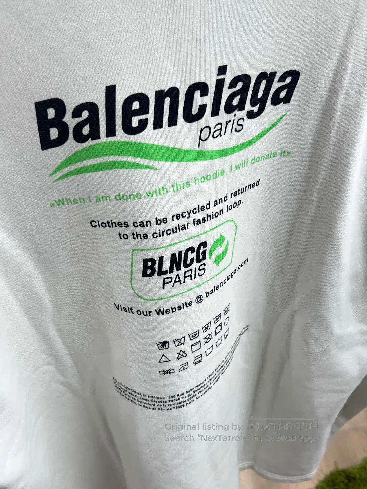 Balenciaga White Oversized Graphic Print Hoodie. Size US S / EU 44-46 / 1 - 6 Thumbnail