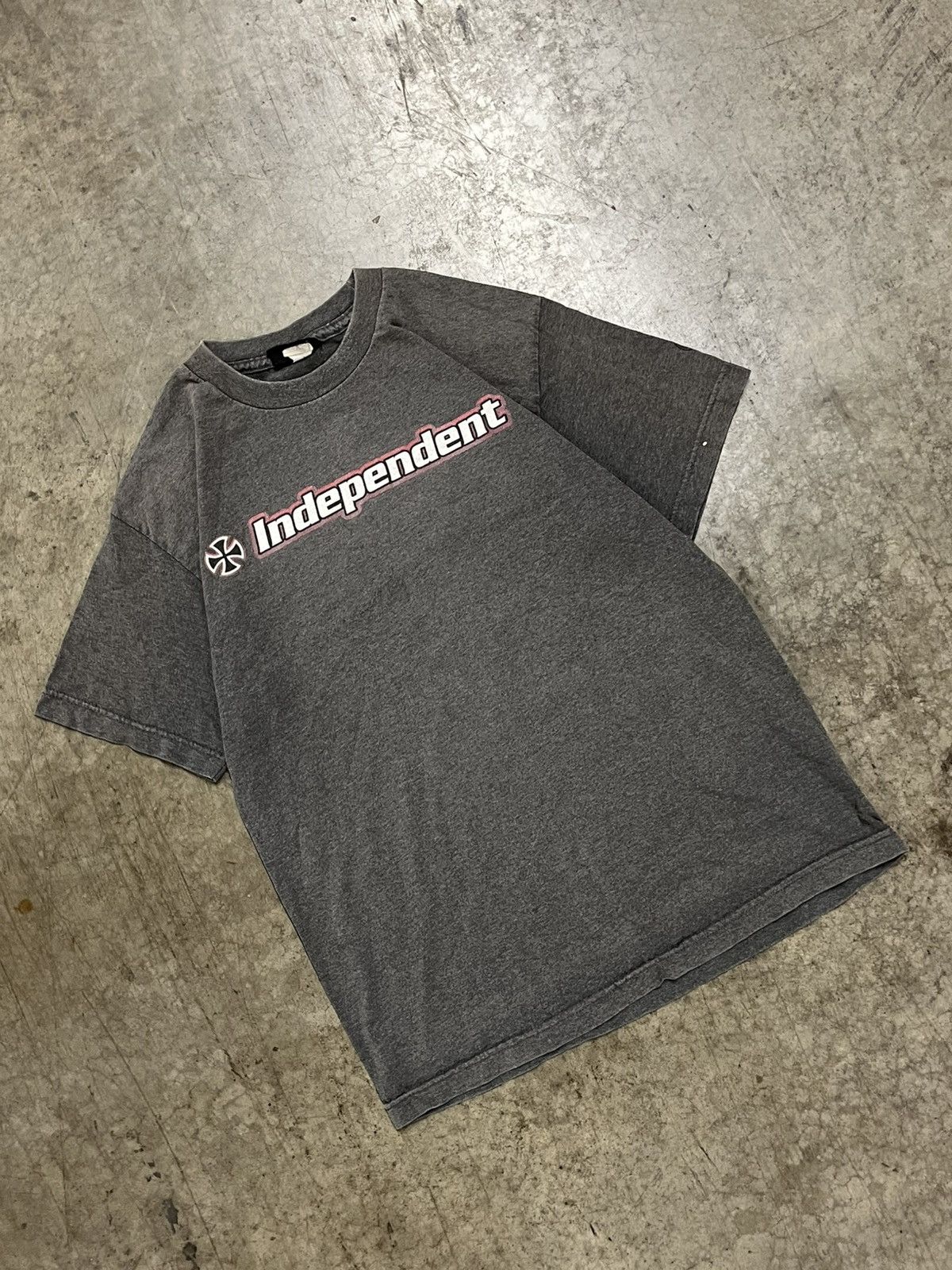 Independent Truck Co. × Vintage Independent truck co y2k tee shirt faded skater streetwear Size US L / EU 52-54 / 3 - 5 Thumbnail