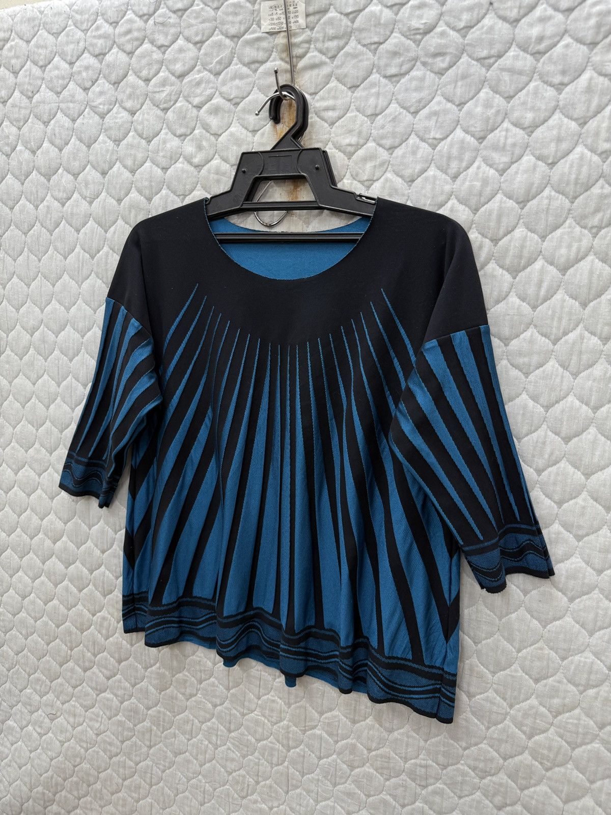 Pleats Please Issey Miyake 🔥🔥🔥ARCHIVE ISSEY MIYAKE PLEATS PLEASE A-POC Size M / US 6-8 / IT 42-44 - 3 Thumbnail