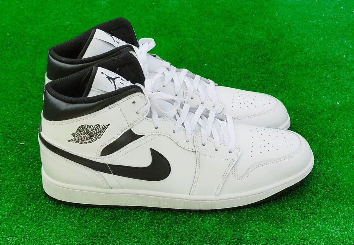 Shoes Air Jordan 1 Mid.