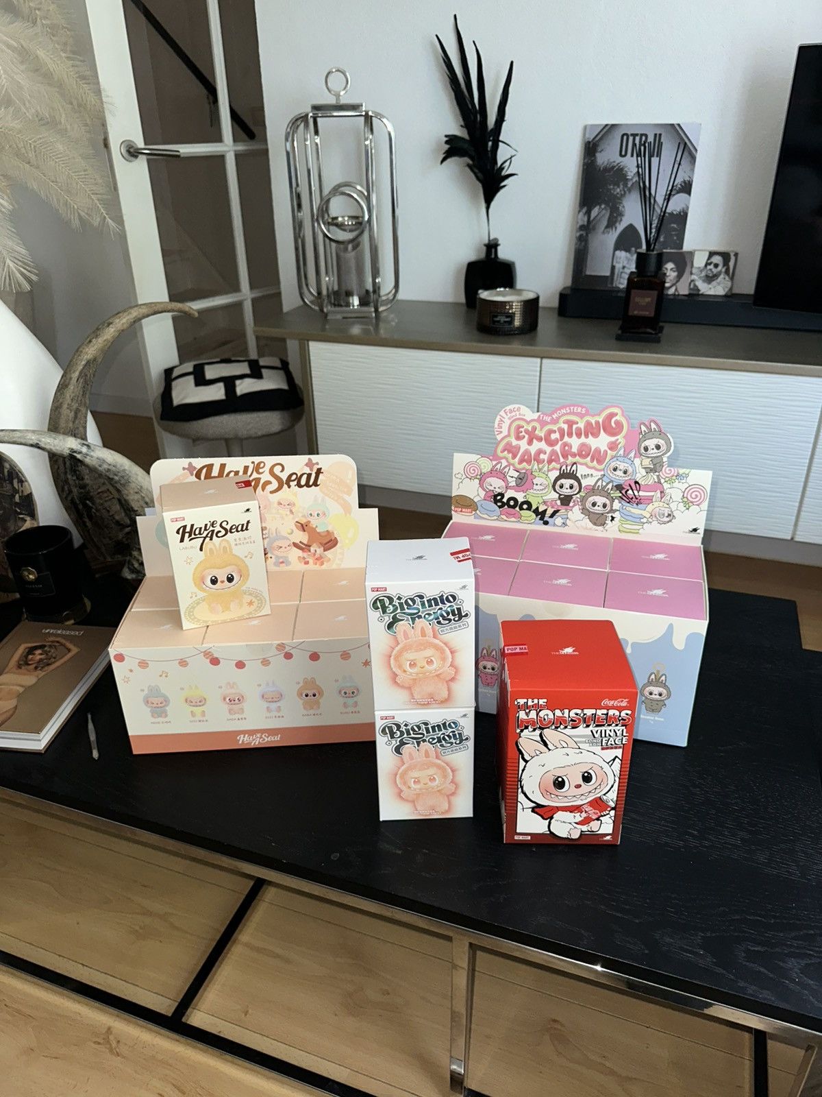 Japanese Brand Labubu Size ONE SIZE - 1 Thumbnail