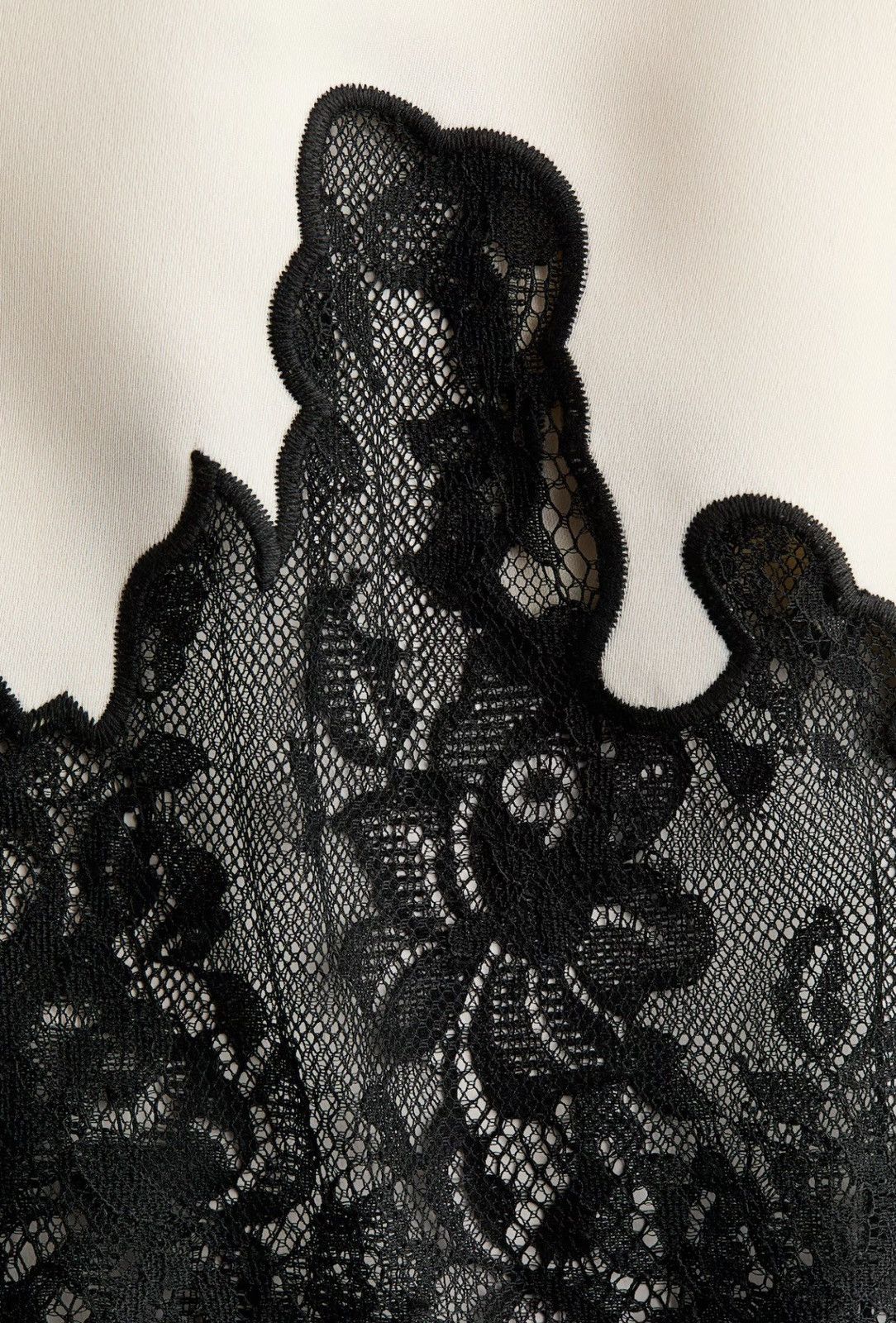 H&M H&M Lace-Trimmed Slip Dress Size M / US 6-8 / IT 42-44 - 6 Thumbnail