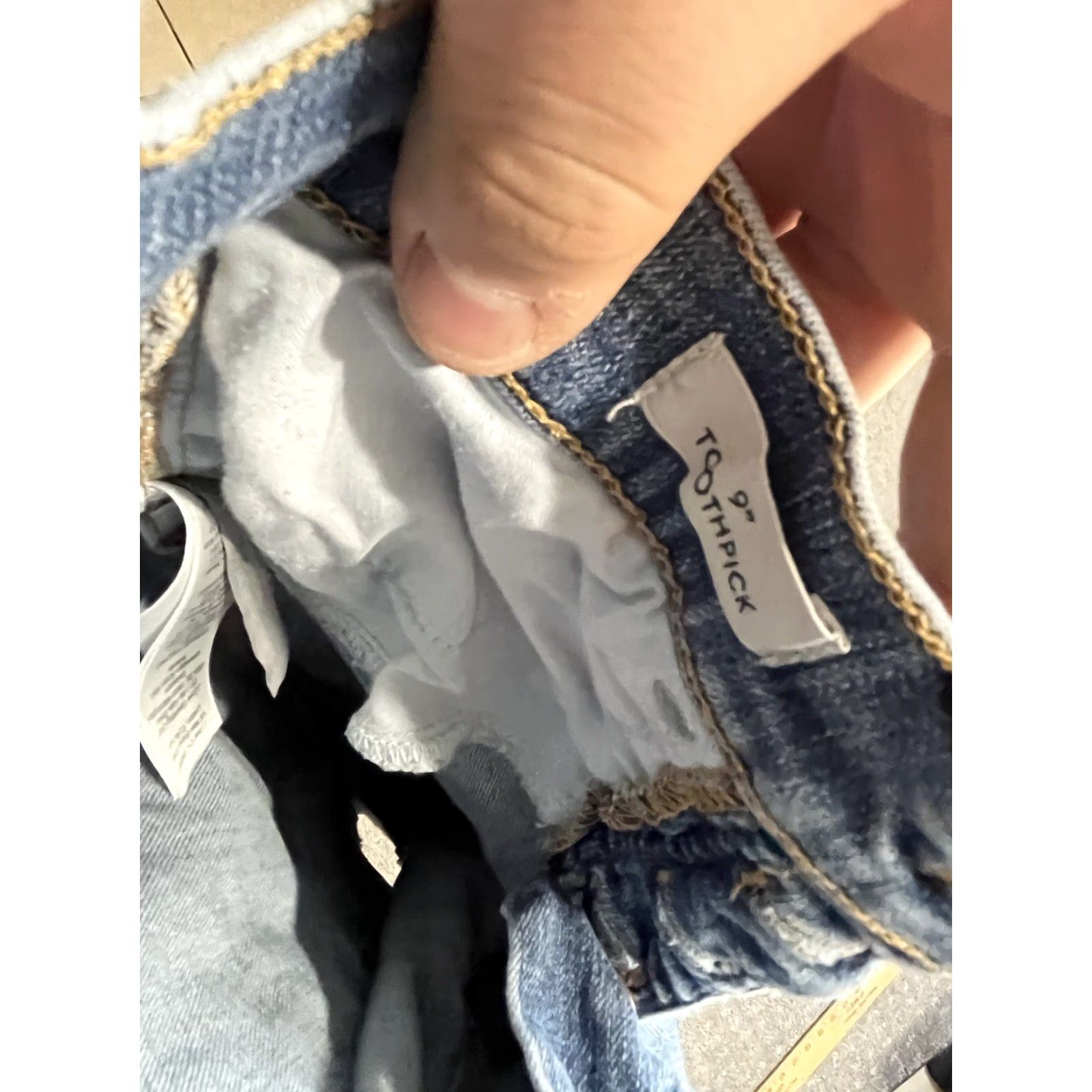 J.Crew JCrew Jeans Women’s 9-inch High Rise Toothpick Skinny Size 24 Blue Cotton Blend 28 in Inseam Slim Regular Pockets Zipper Button N/A Size 42" / US 20 - 7 Thumbnail