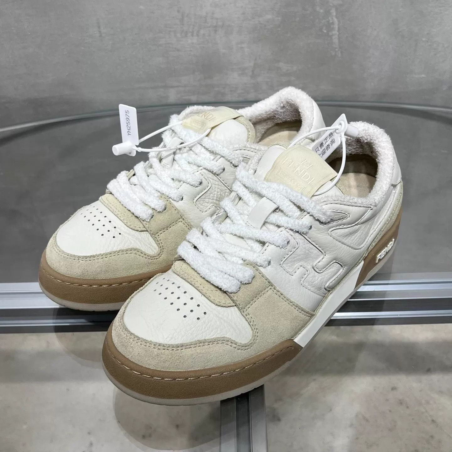 Fendi Fendi Match Lace-up Sneakers Cream 38 Size US 7.5 / IT 37.5 - 2 Thumbnail