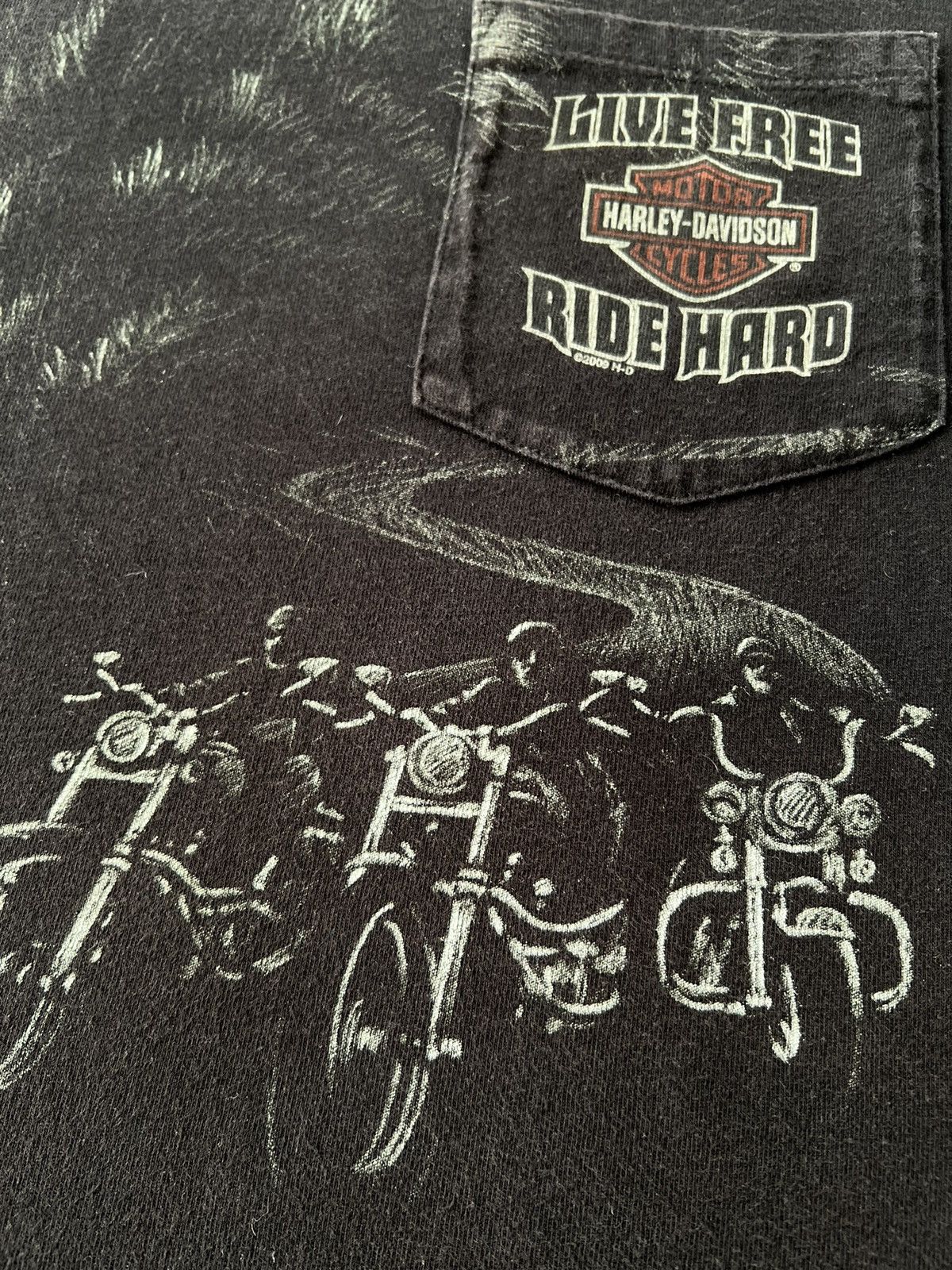 Harley Davidson Vintage 2009 Harley Davidson Wolf Pocket Las Vegas T-shirt Size US XXL / EU 58 / 5 - 8 Thumbnail
