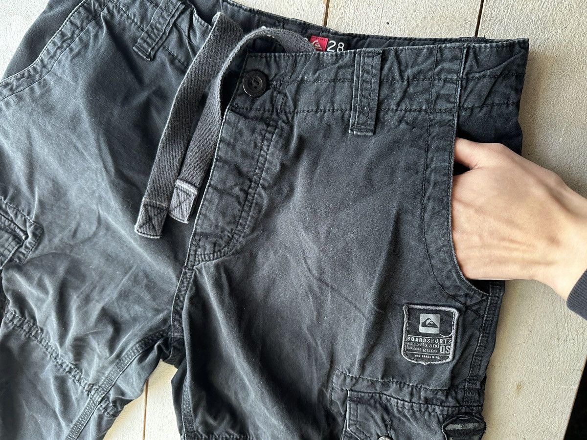 Quiksilver 🚨VNTG Quiksilver CARGO Shorts Big Logo Y2K Style 90s Surfing Size US 28 / EU 44 - 5 Thumbnail