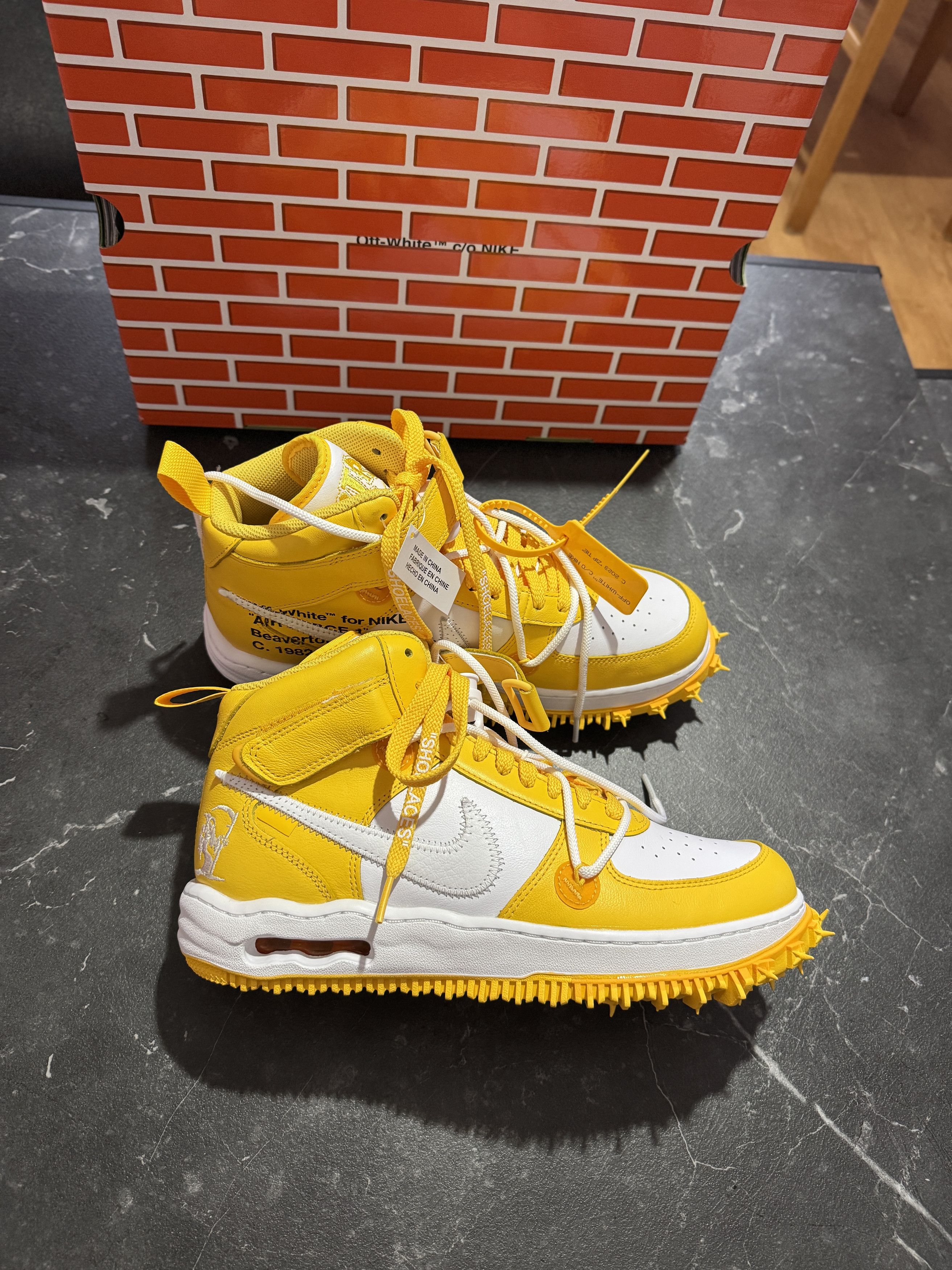 Nike × Off-White Nike x Off White Air Force 1 Mid Size US 12 / EU 45 - 4 Thumbnail