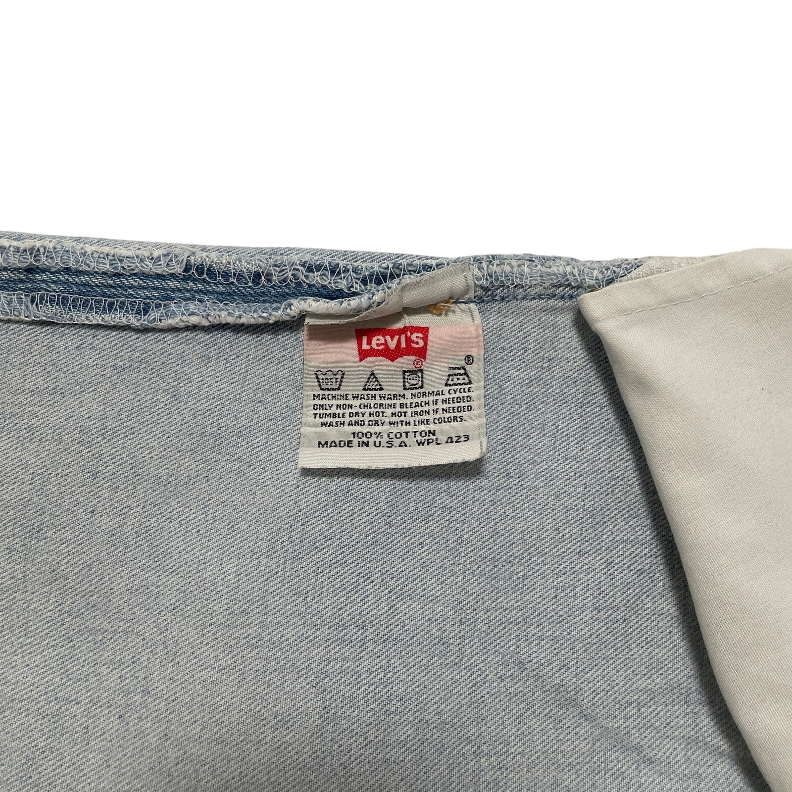 Levi's VTG 90's Levi's 501 Blue Light Wash Denim Jeans 31x30 Size US 31 - 7 Thumbnail