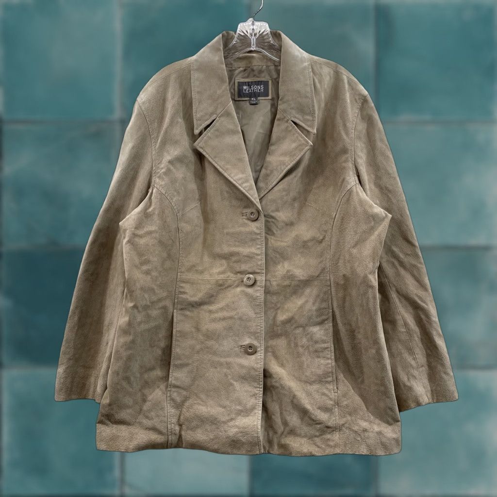 Vintage VINTAGE Wilsons Leather Jacket XL Womens Tan Beige Suede Lined Pockets Buttons Size XL / US 12-14 / IT 48-50 - 1 Thumbnail