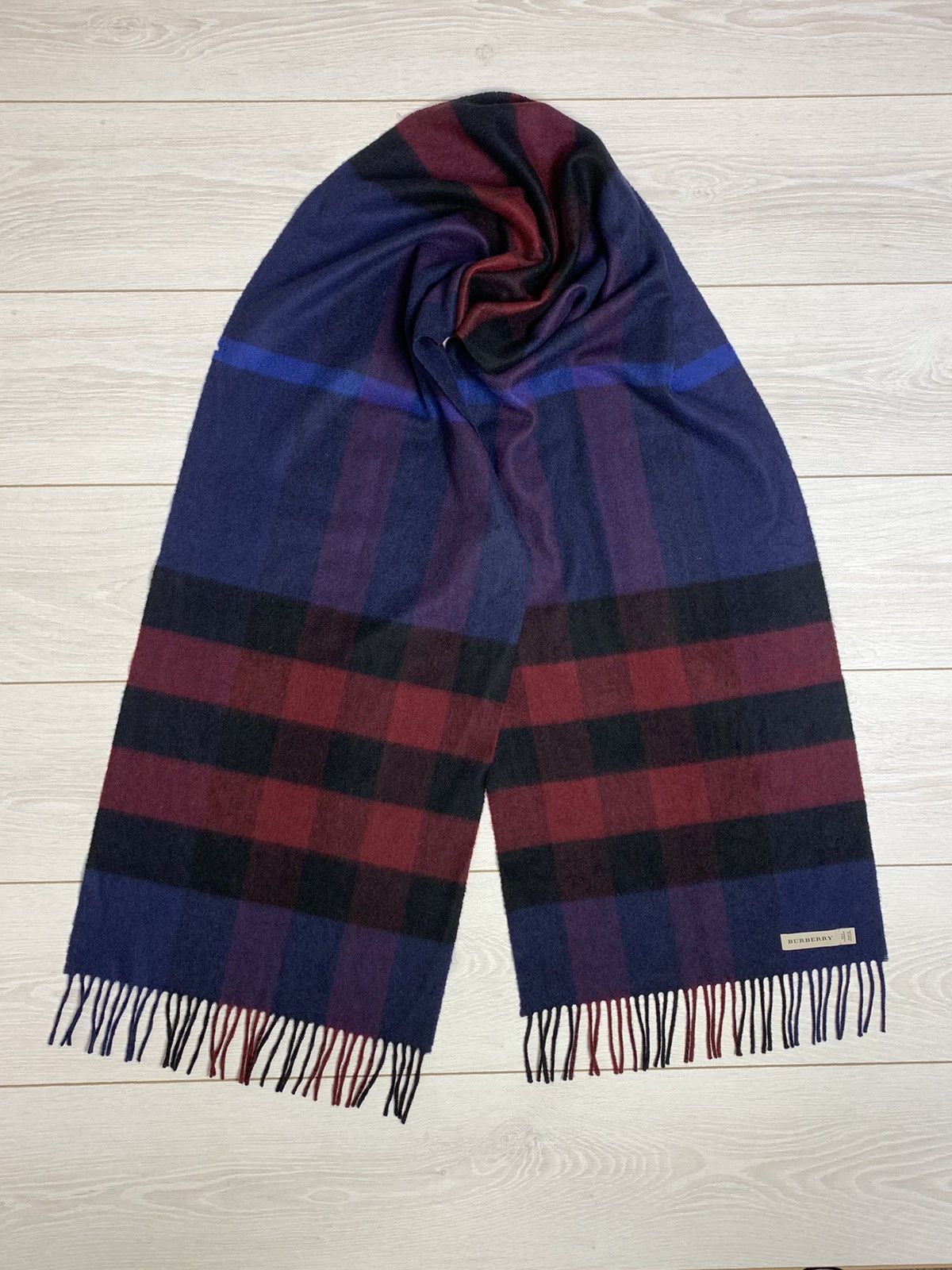 Burberry Burberry Giant Check Cashmere Scarf - Navy/Burgundy/Purple Size ONE SIZE - 2 Thumbnail
