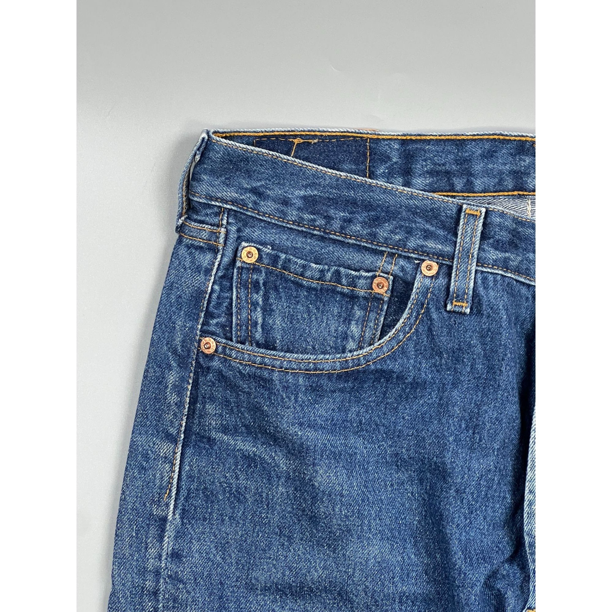Levi's Levi’s 501 Made In USA Denim Jeans Pants (Y0921) Size US 33 - 2 Thumbnail
