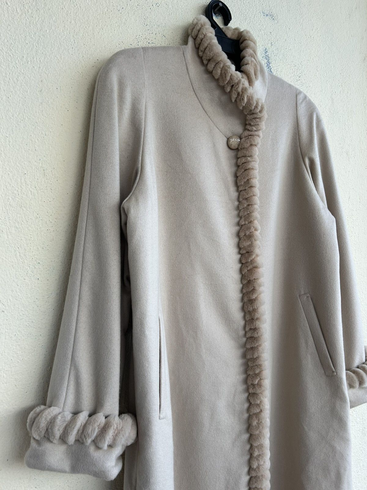 Balmain Balmain Fur-effect Collar and Cuffs Coat Size ONE SIZE - 5 Thumbnail