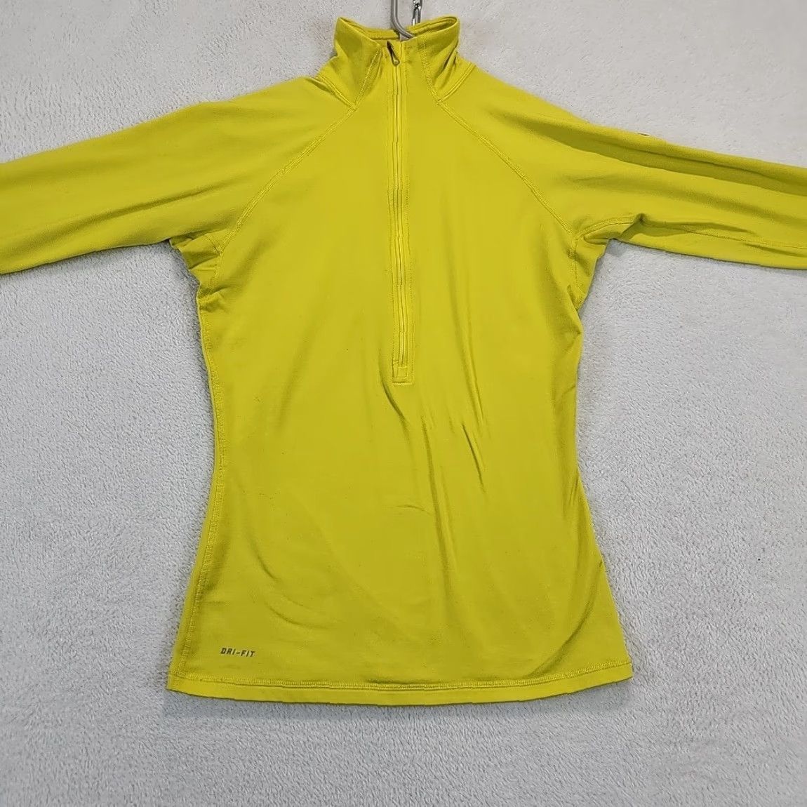 Nike Nike Pro Womens M Yellow Hyperwarm 1/2 Zip Pullover Top Running Track & Field Nike Pro Hyperwarm Pullover M Yellow Womens Size M / US 6-8 / IT 42-44 - 3 Thumbnail
