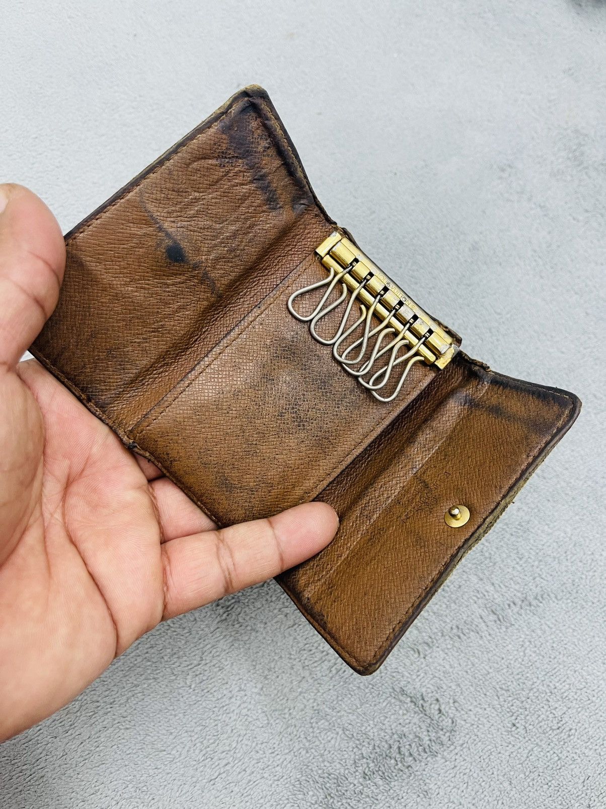 Louis Vuitton × Vintage VTG LOUIS VUITTON KEY CASE Size ONE SIZE - 5 Thumbnail