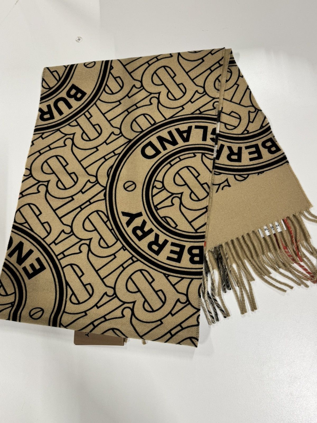 Burberry Burberry Check Reversible Cashmere Scarf NEW 700$ Size ONE SIZE - 5 Thumbnail