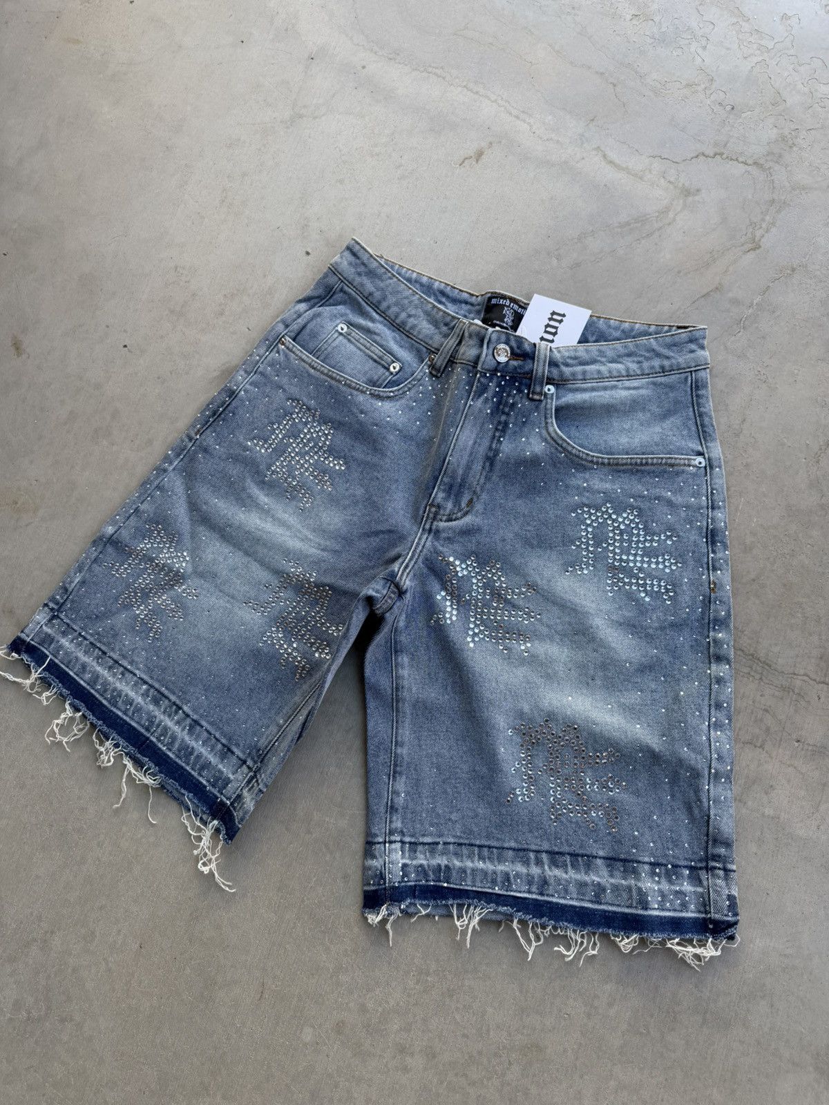 Other Mixed Emotions Rhinestone Denim Shorts 30 NWT Size US 30 / EU 46 - 3 Thumbnail