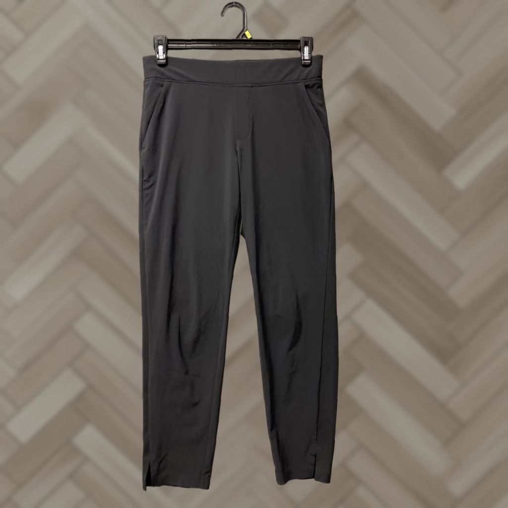 Athleta VINTAGE Athleta Activewear Pants Ankle Length Black Women’s Size 6 Women's Activewear Size 28" / US 6 / IT 42 - 1 Thumbnail