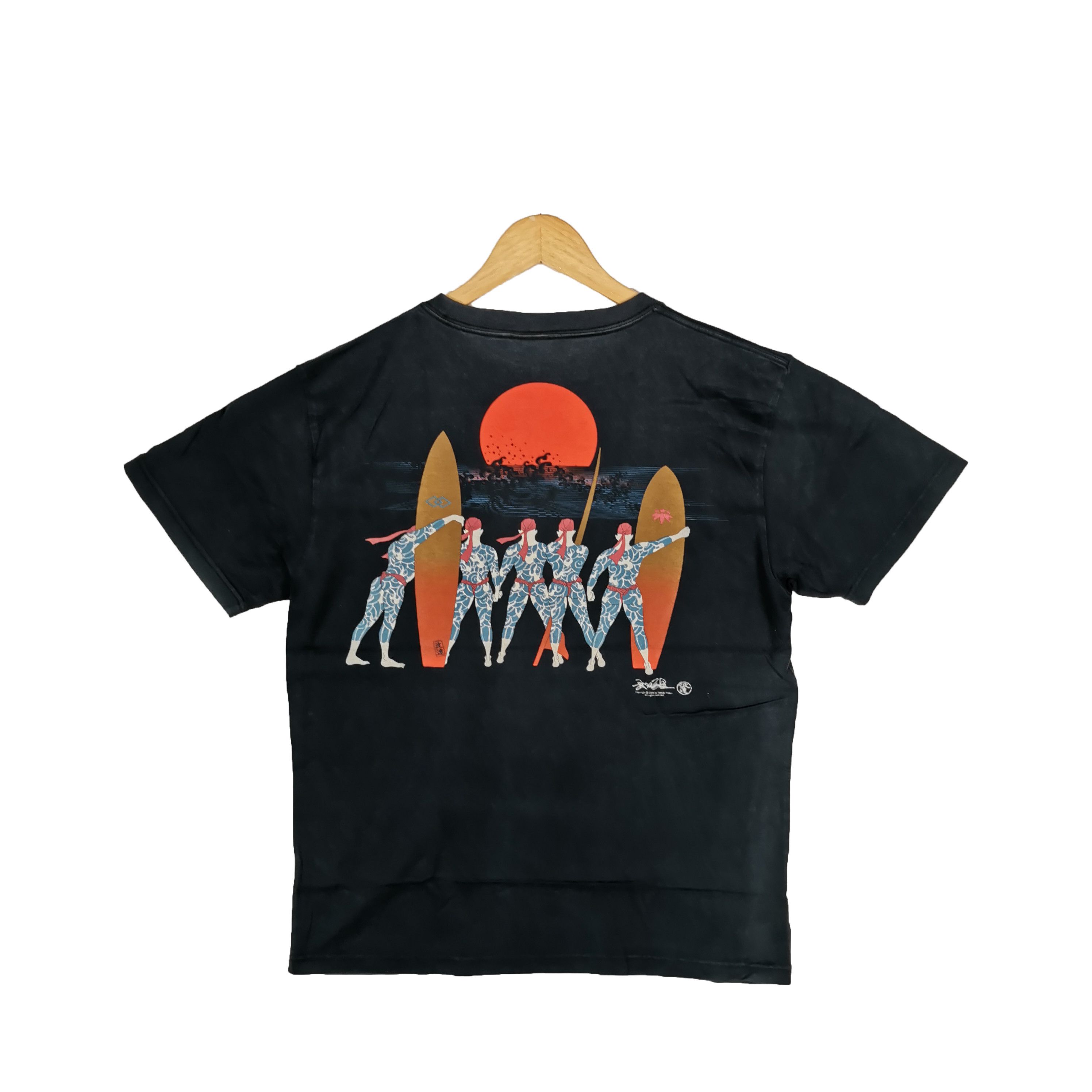 Vintage Vintage Y2K Takeda Hideo Sunset Surf Arts T-Shirt Japan Tees Size US L / EU 52-54 / 3 - 1 Thumbnail