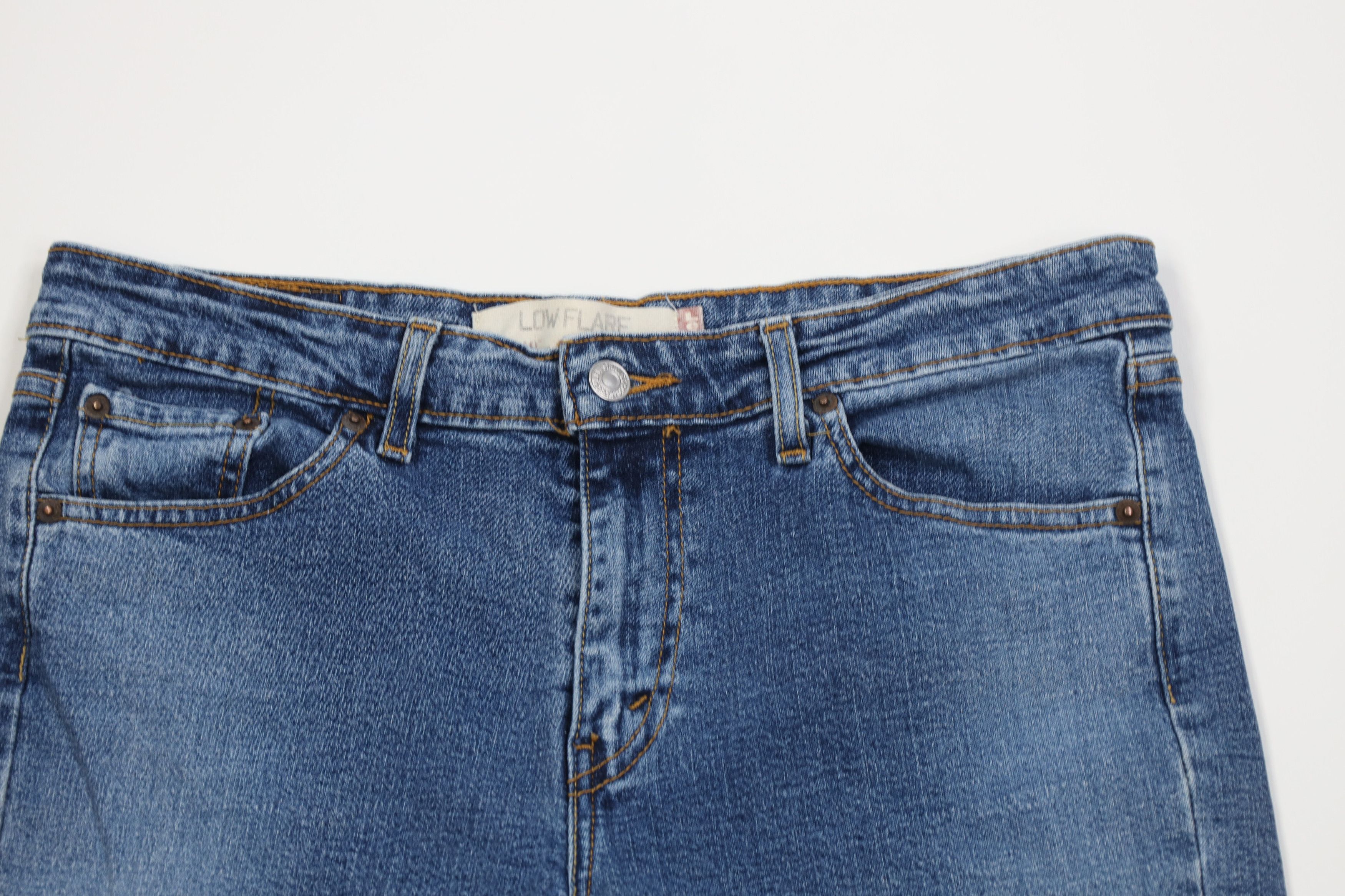 Levi's Vintage Y2K 2004 Levis 519 Babydoll Low Flared Denim Jeans Size 32" / US 10 / IT 46 - 2 Thumbnail
