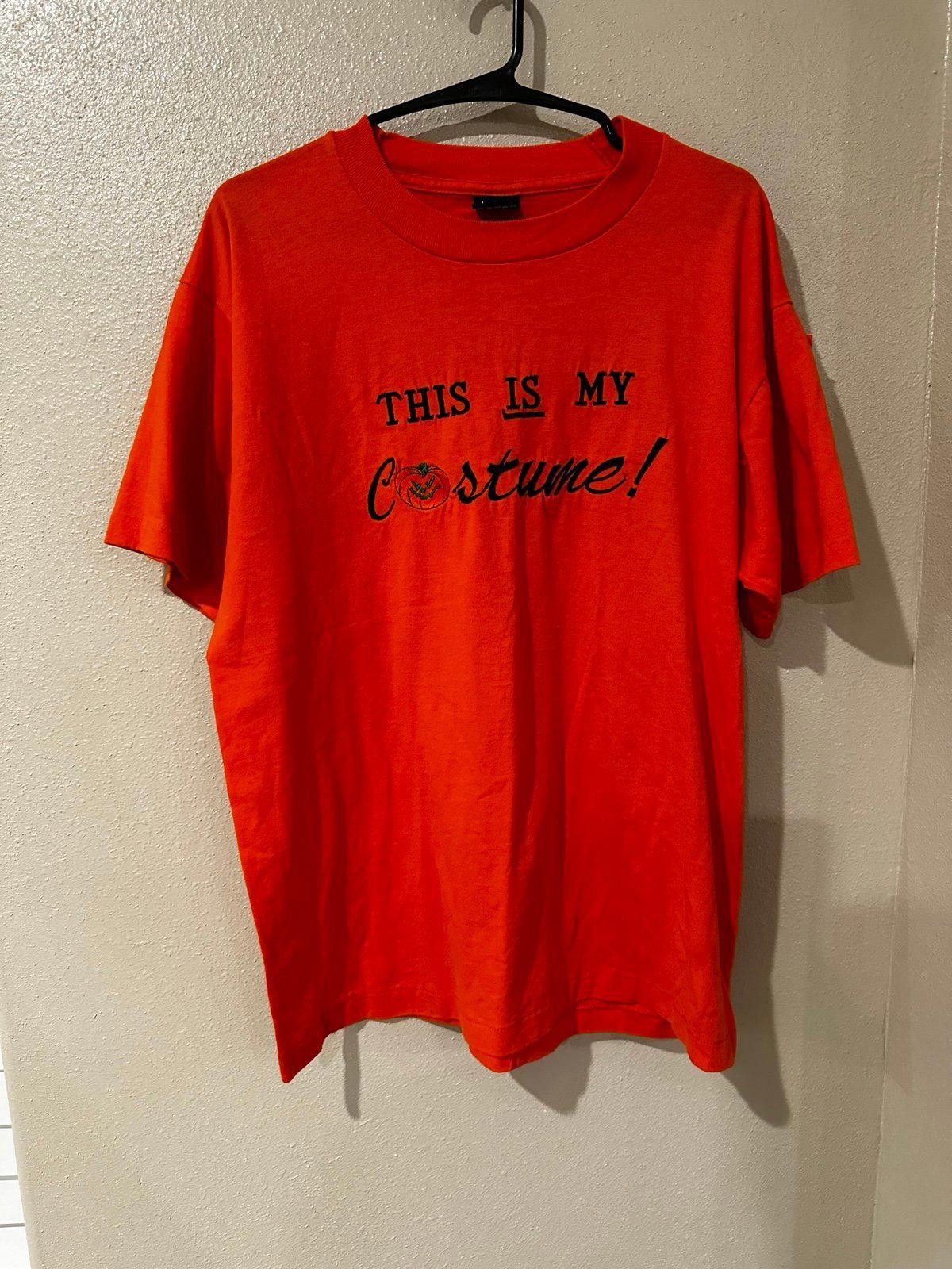 Gildan Halloween vintage T-shirt Size US L / EU 52-54 / 3 - 1 Thumbnail